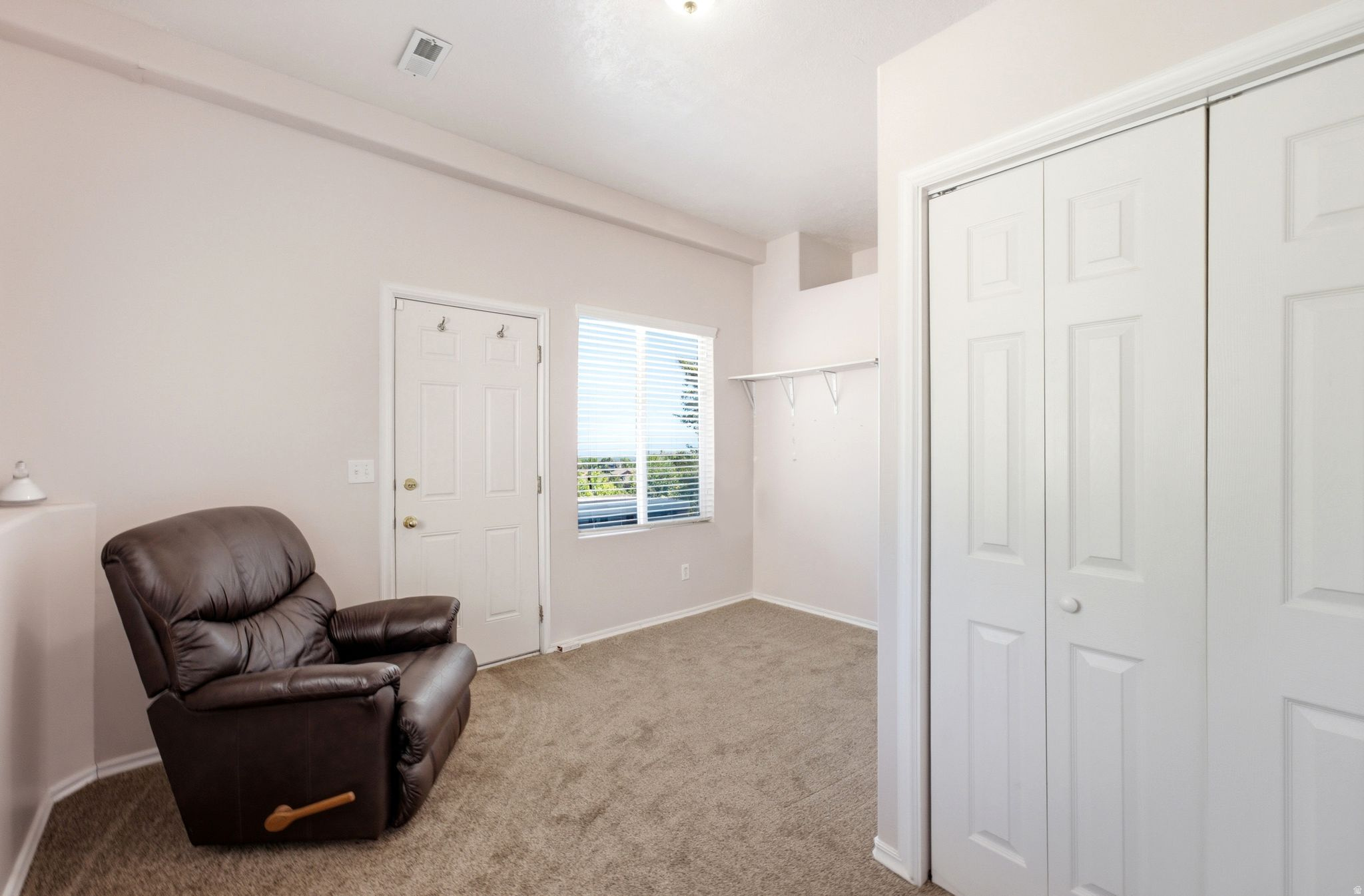 NORTH HILLS ESTATES - Residential