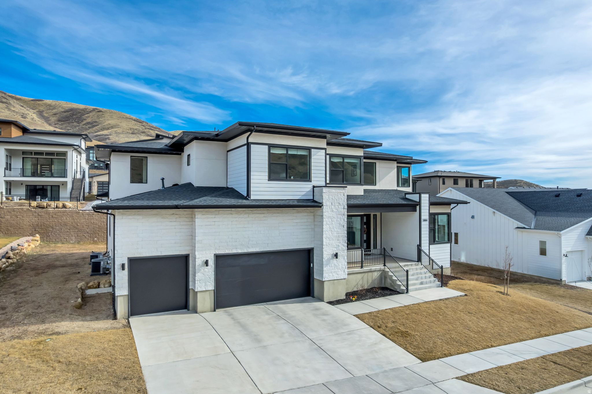 CANYON POINT - Residential