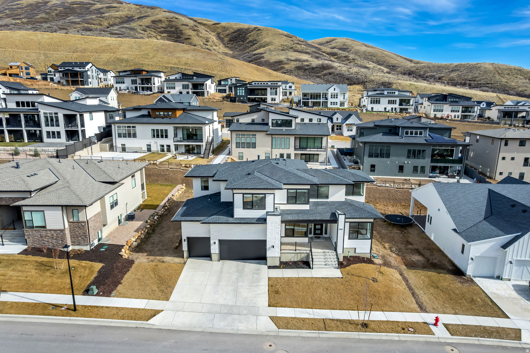 CANYON POINT - Residential