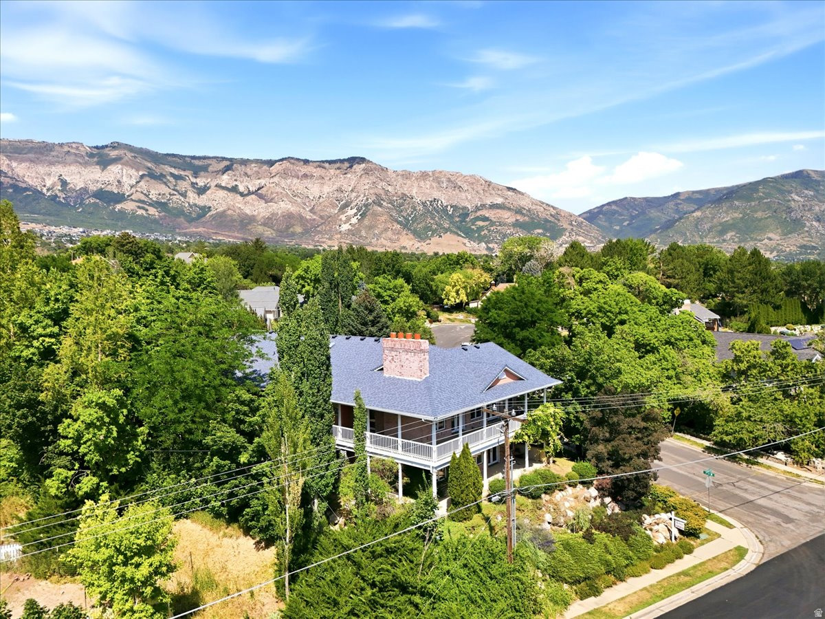 GREENSVIEW ESTATES - Residential