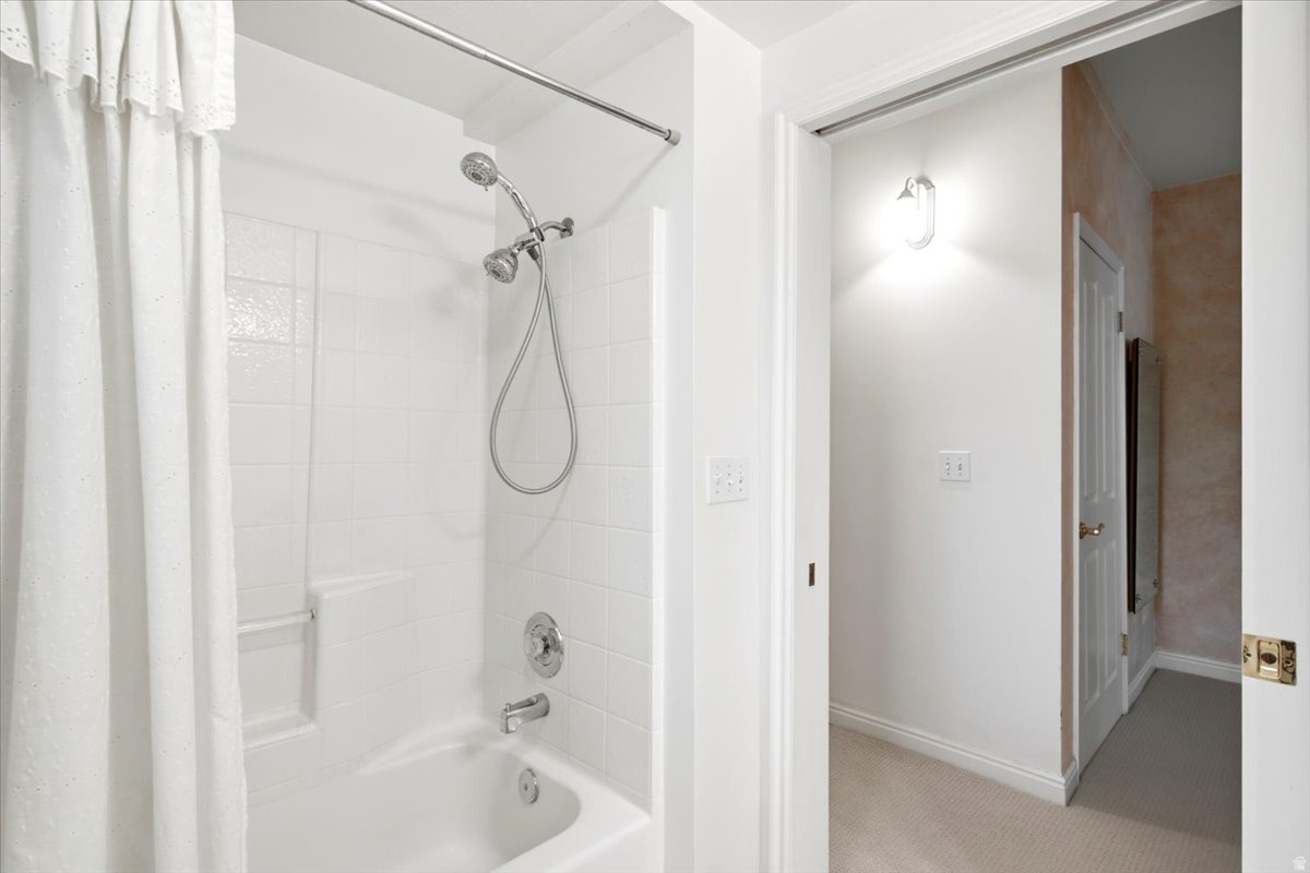GREENSVIEW ESTATES - Residential