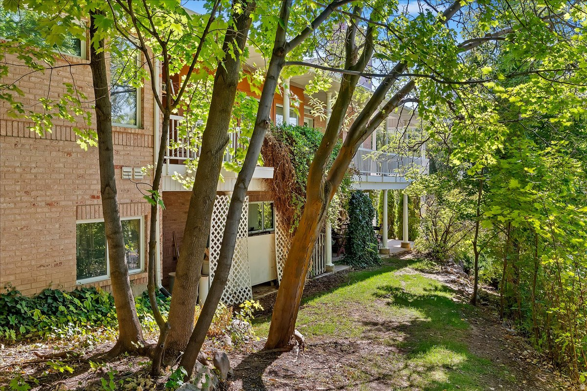 GREENSVIEW ESTATES - Residential