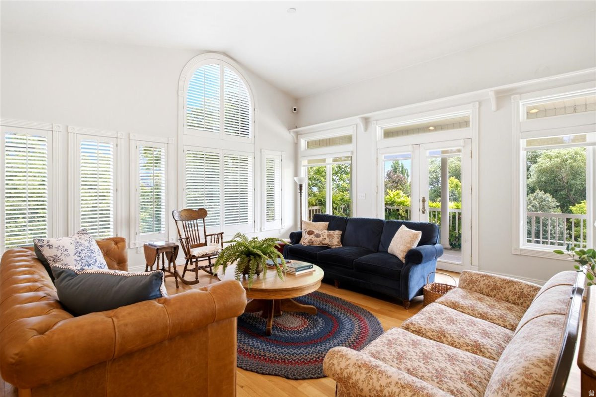 GREENSVIEW ESTATES - Residential