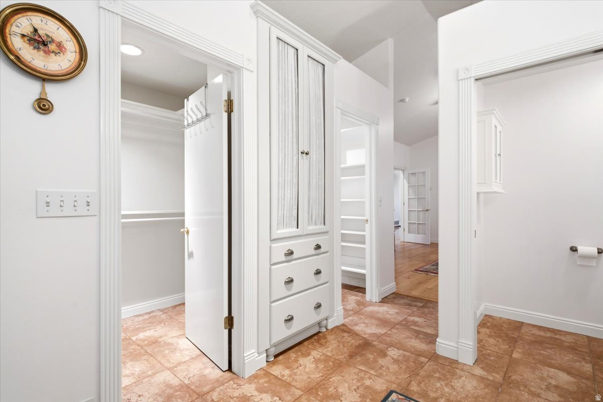 GREENSVIEW ESTATES - Residential
