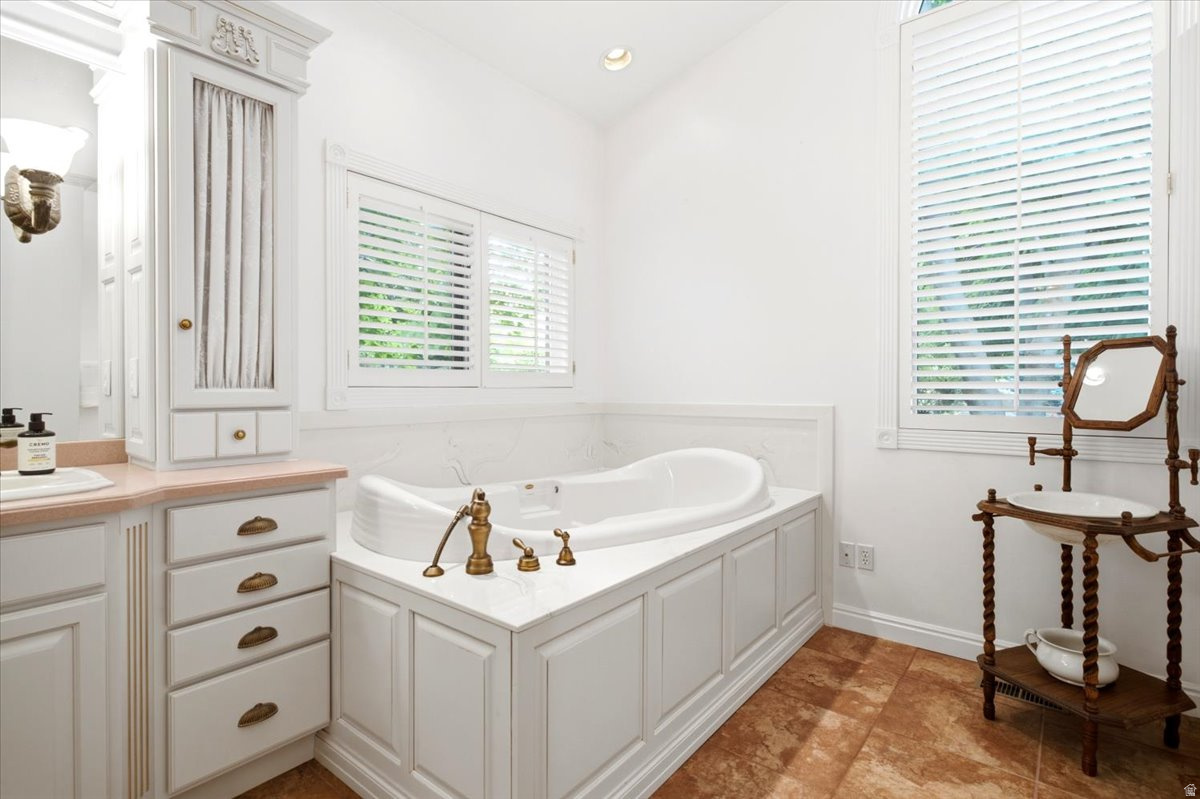 GREENSVIEW ESTATES - Residential