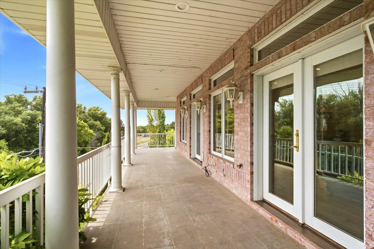 GREENSVIEW ESTATES - Residential
