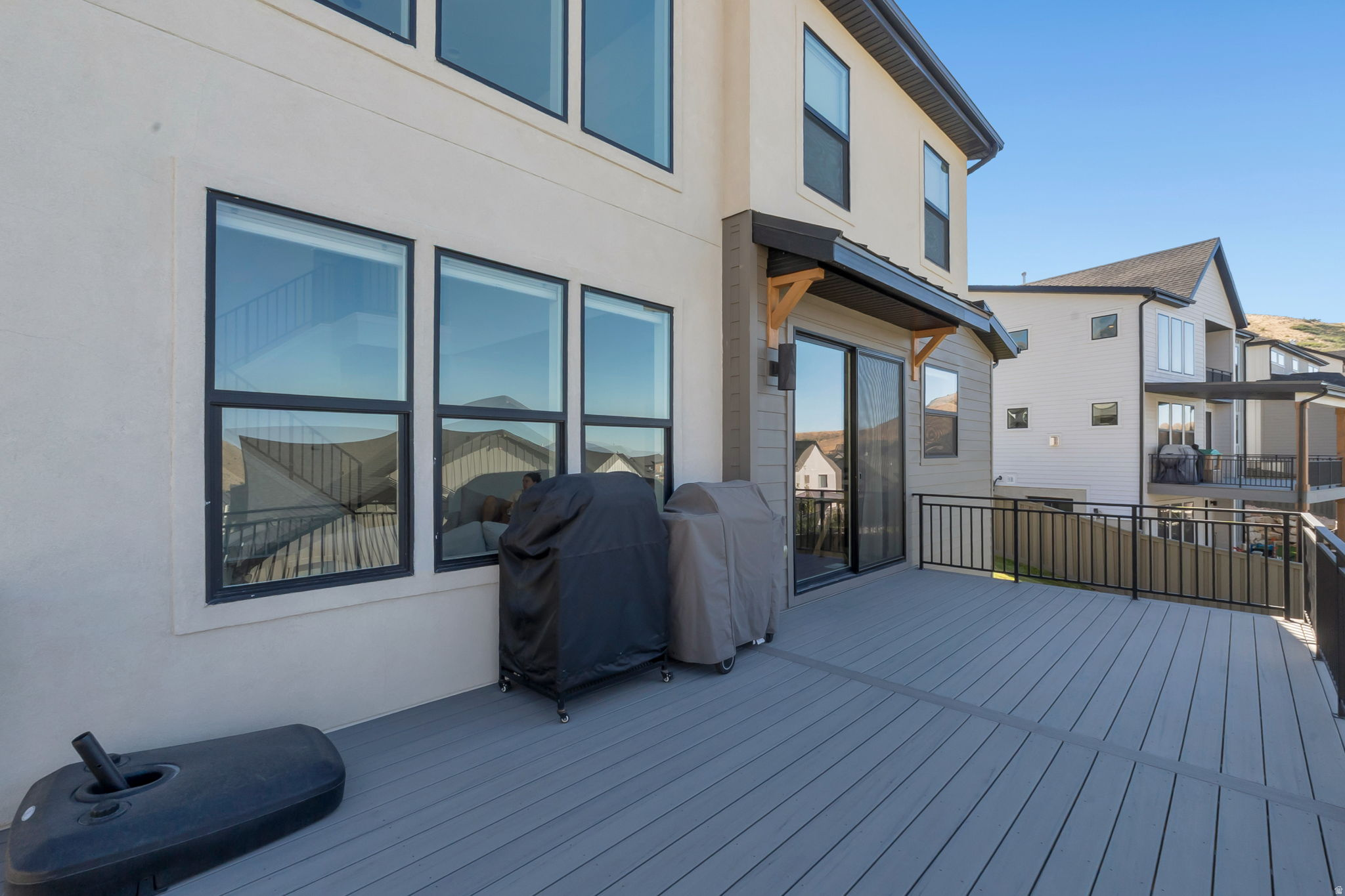 CANYON POINT - Residential