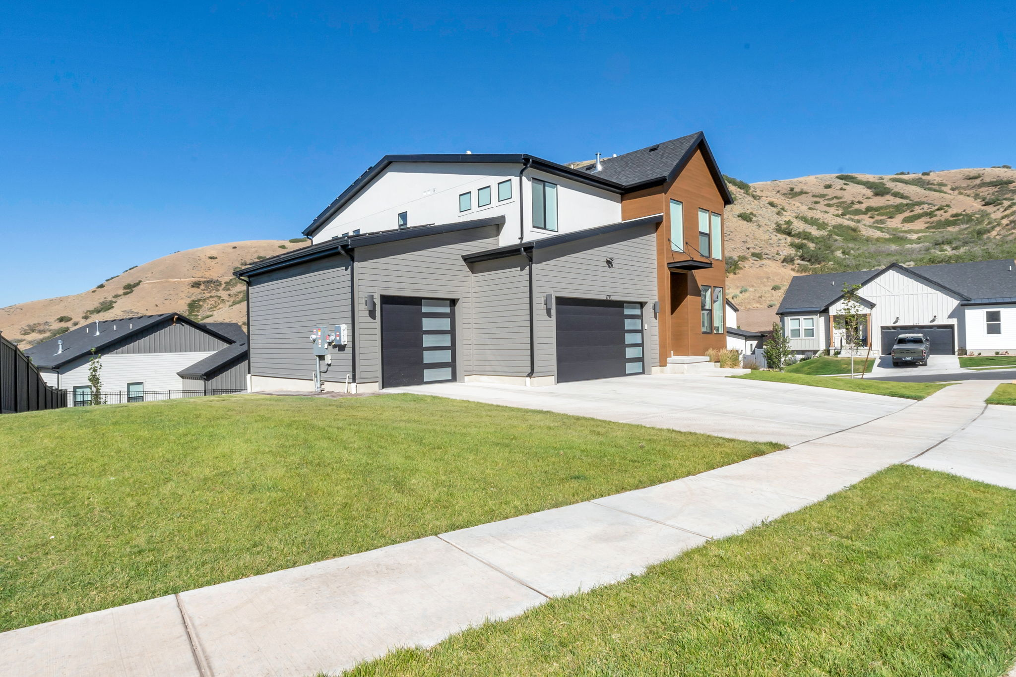 CANYON POINT - Residential