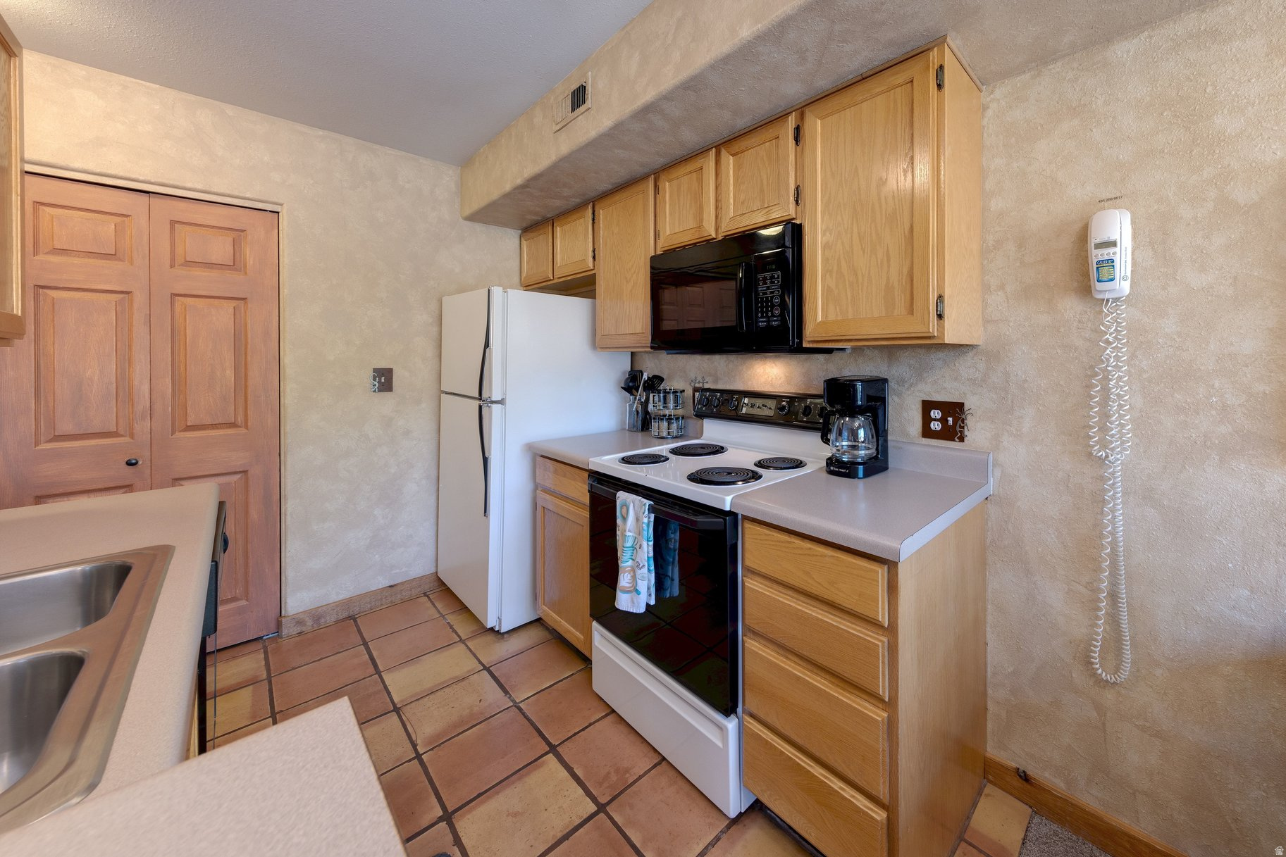 SOLANO VALLEJO VILLAS - Residential