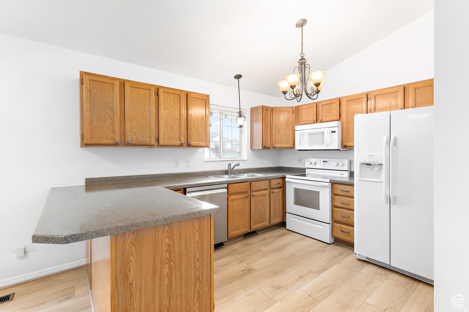 ALTA COVE AT WILLOW CREEK PUD AMD - Residential