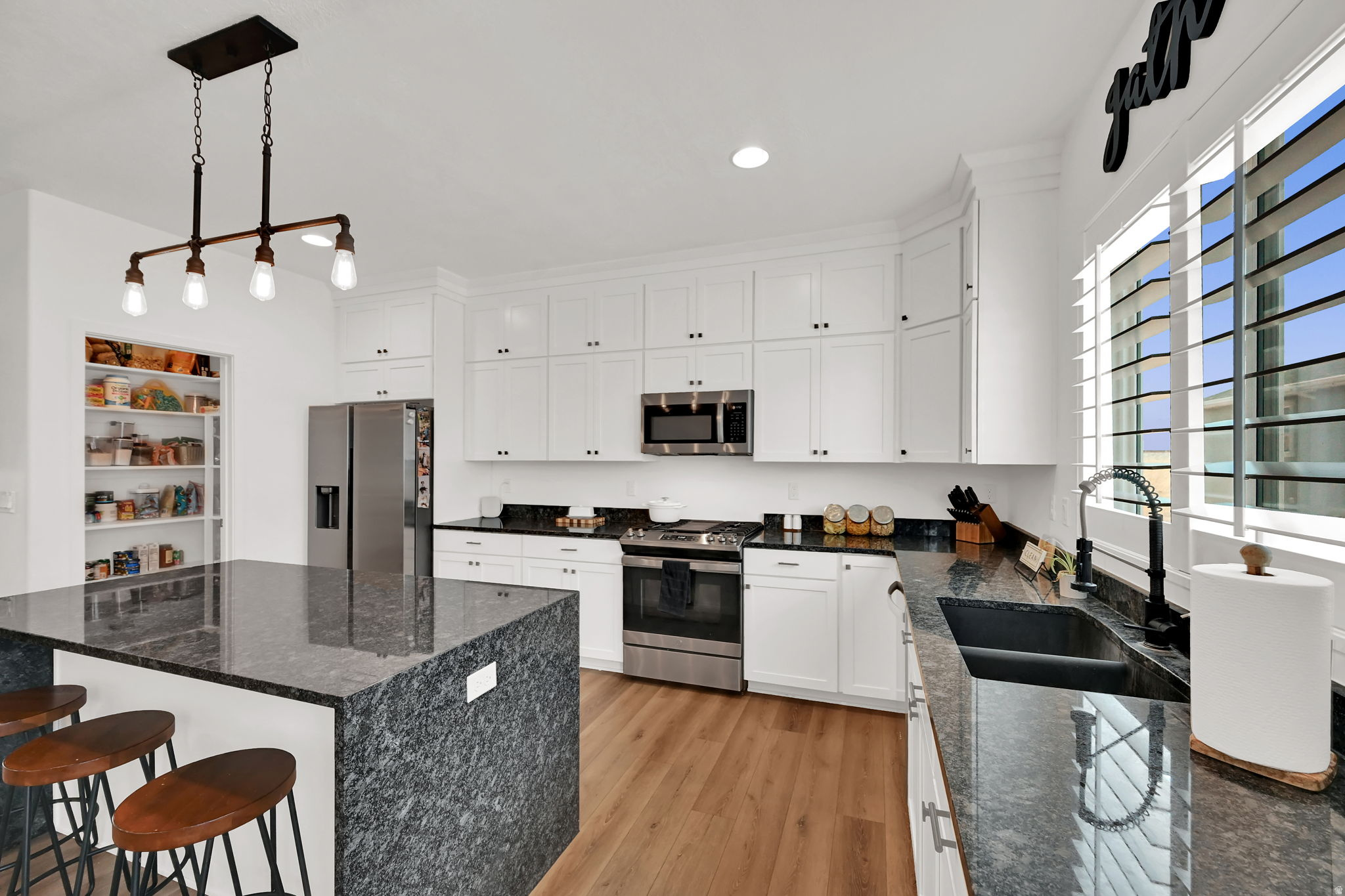 DAY RANCH - Residential