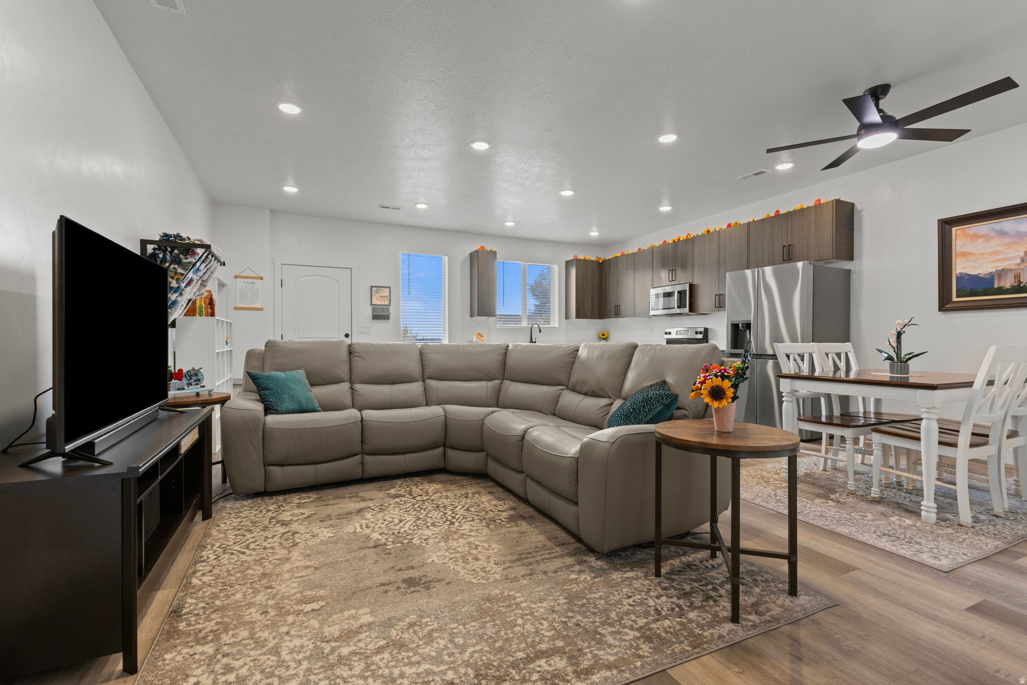 GRANT AVENUE TOWNHOMES - Residential
