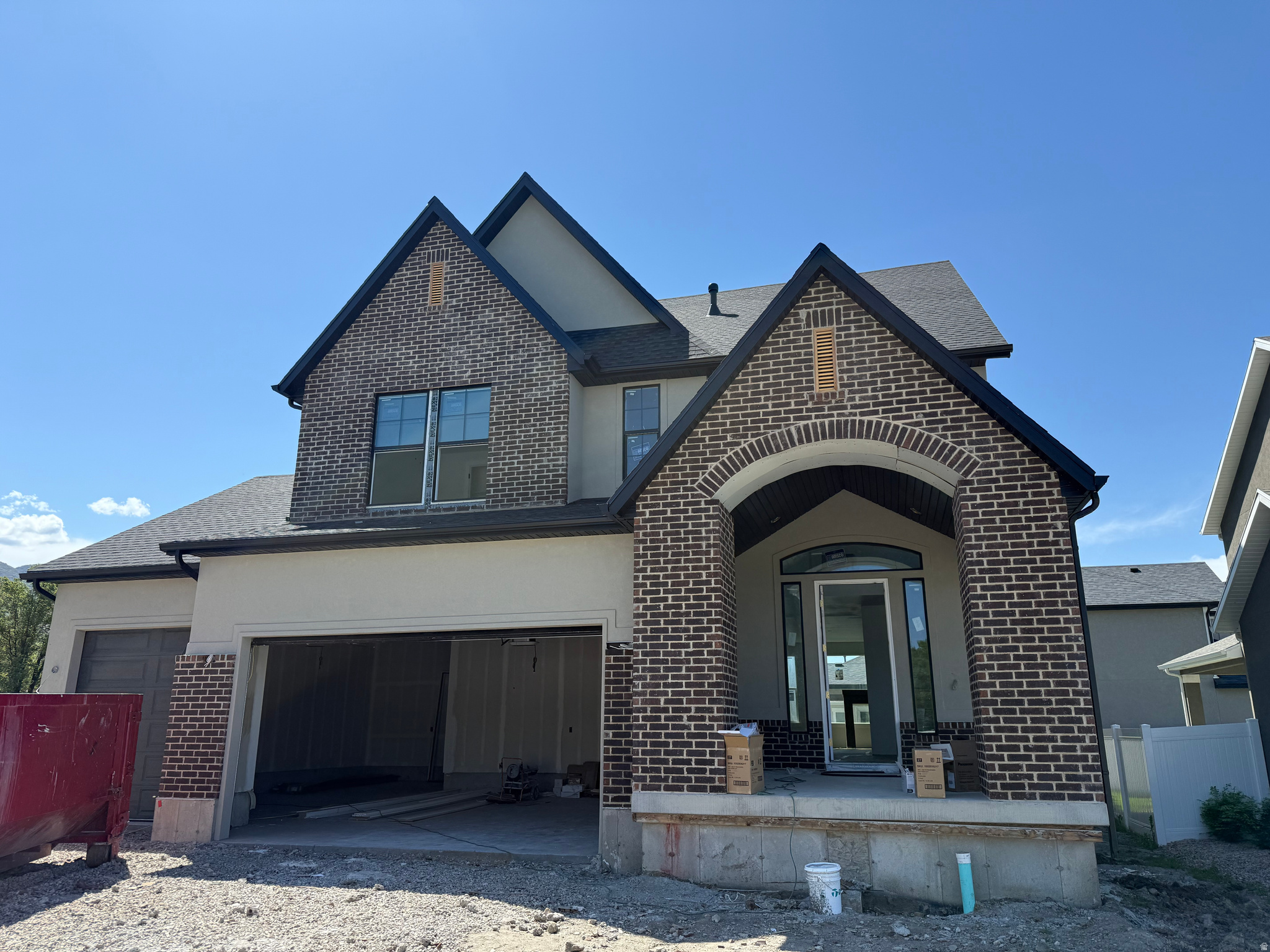 SUMMERHILL LANE - Residential