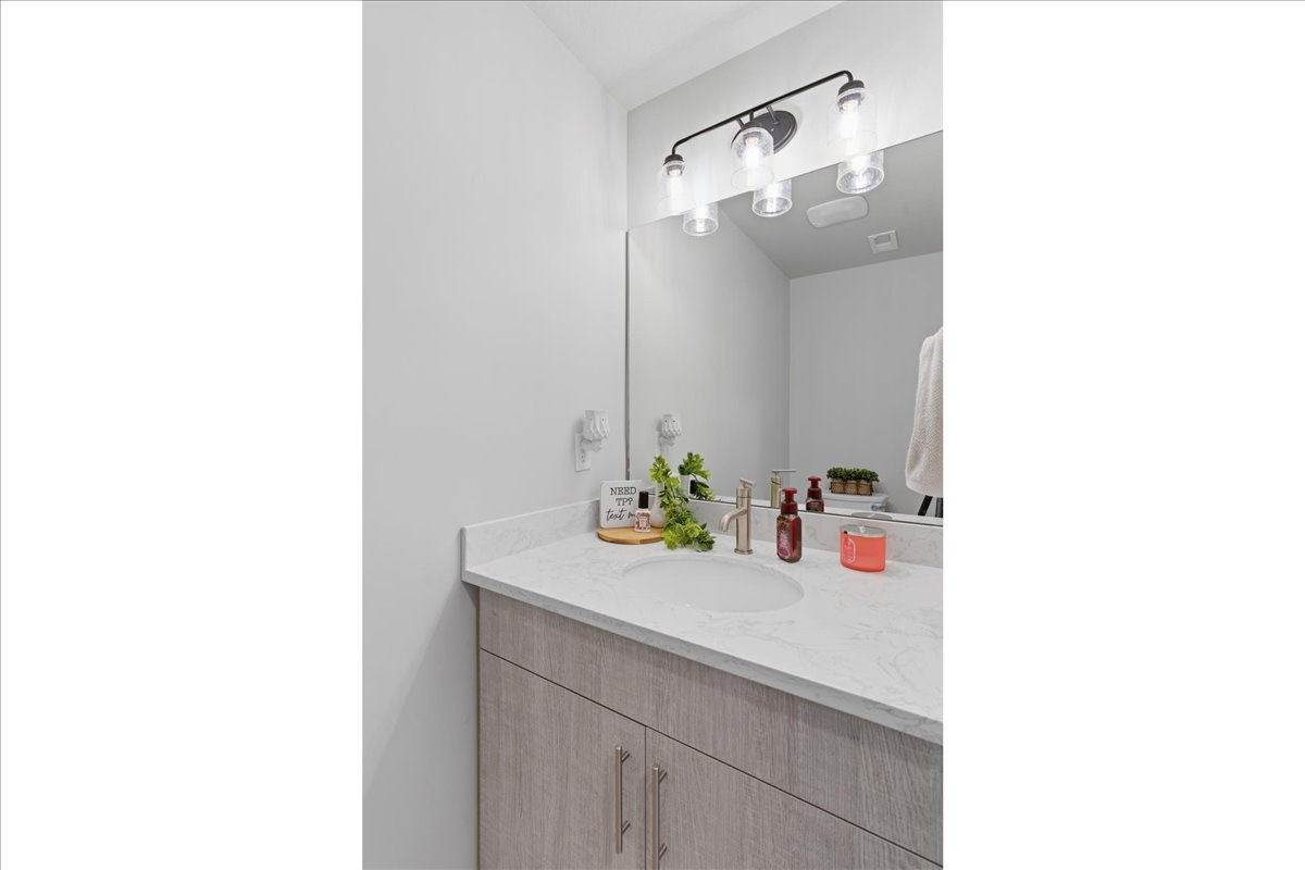 ASPIRE POINTE - Residential