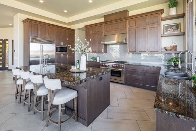 STONE CLIFF PH 10 - Residential