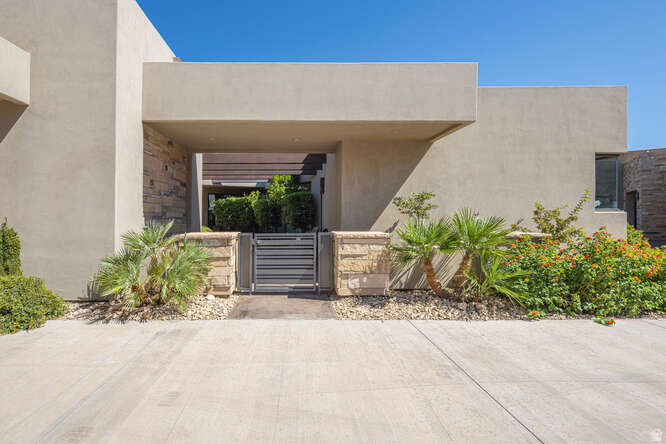 STONE CLIFF PH 10 - Residential