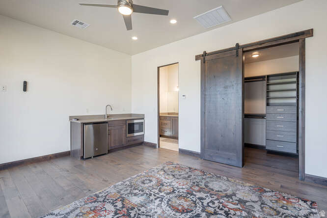 STONE CLIFF PH 10 - Residential