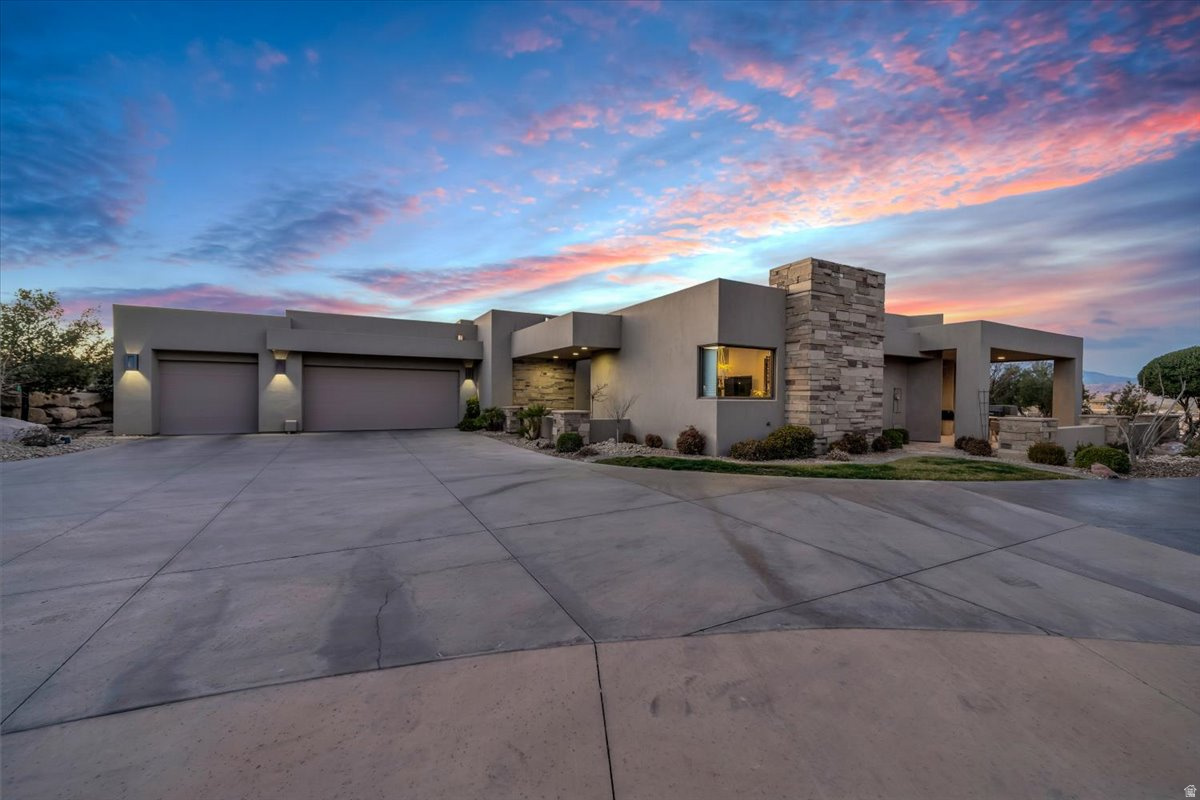 STONE CLIFF PH 10 - Residential