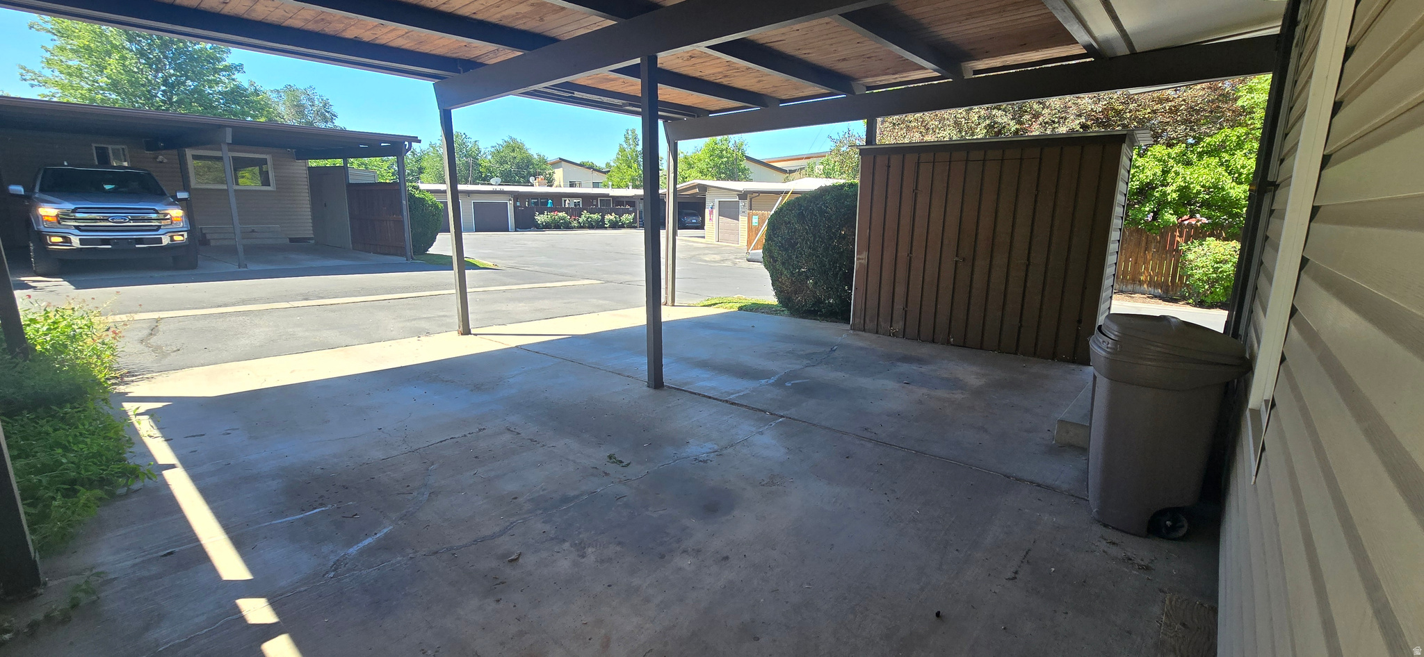TANGLEWOOD - Residential
