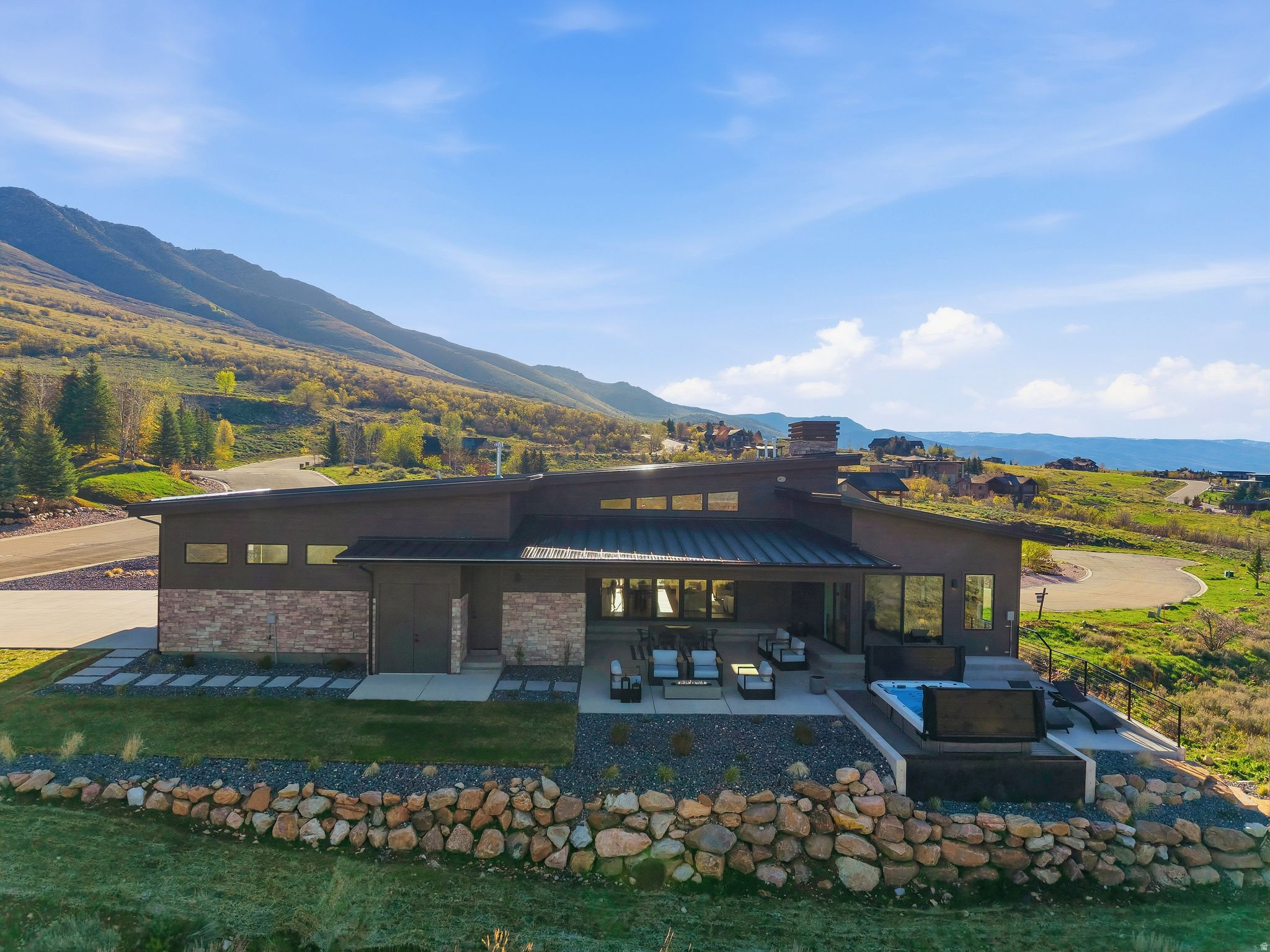 HIGHLANDS AT WOLF CREEK - Residential
