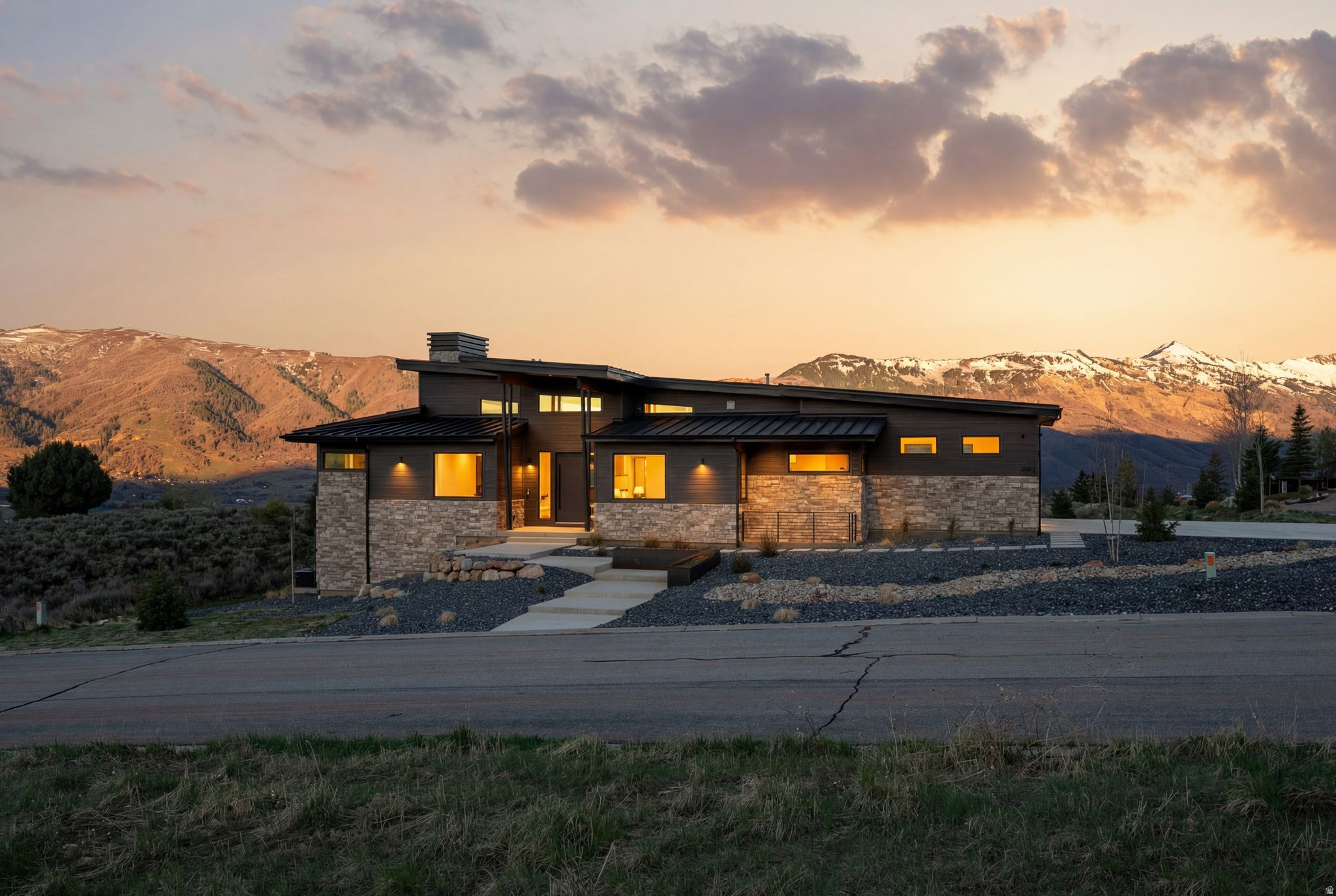 HIGHLANDS AT WOLF CREEK - Residential