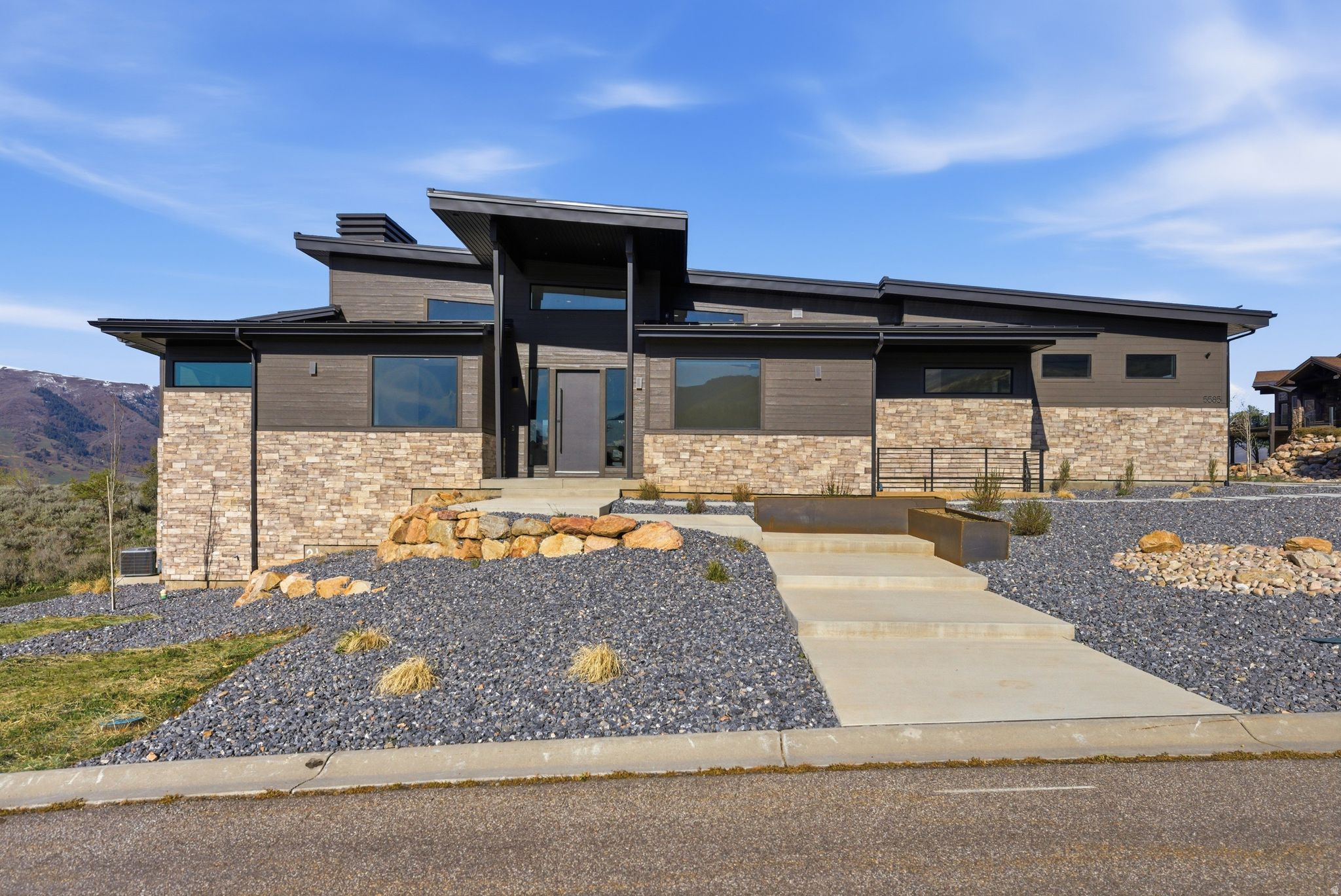 HIGHLANDS AT WOLF CREEK - Residential