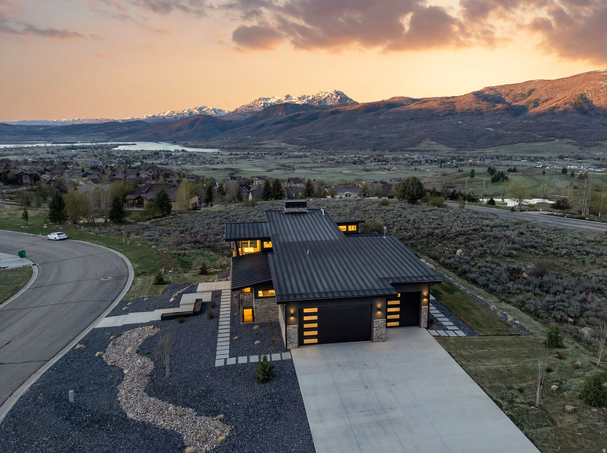 HIGHLANDS AT WOLF CREEK - Residential