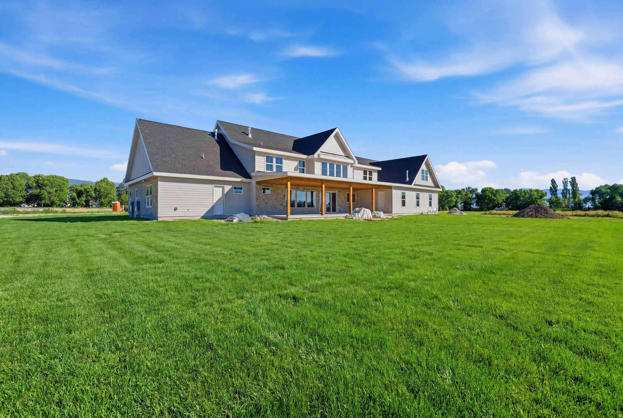 NORTH CREEKSIDE SUBDIVISION - Residential