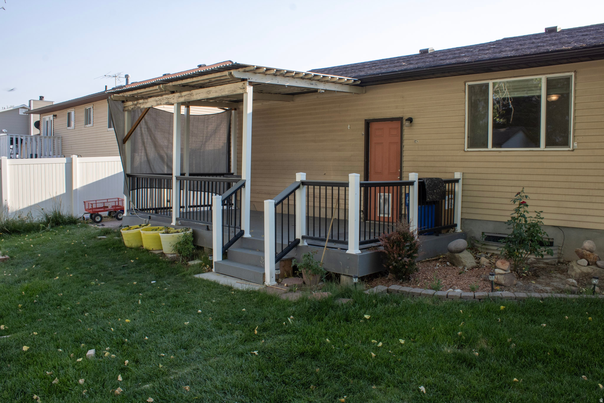 COATS ESTATES #5 - Residential