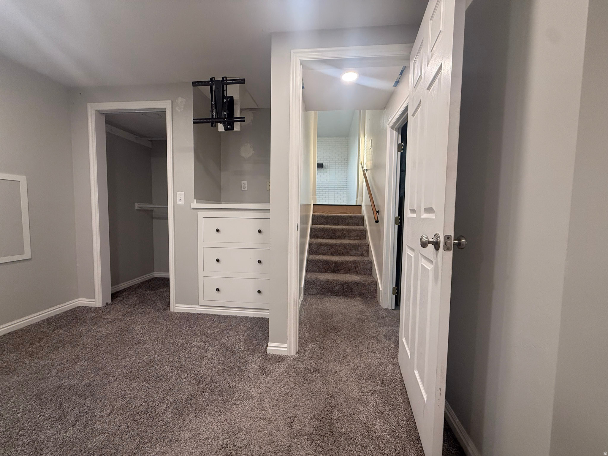 COATS ESTATES #5 - Residential