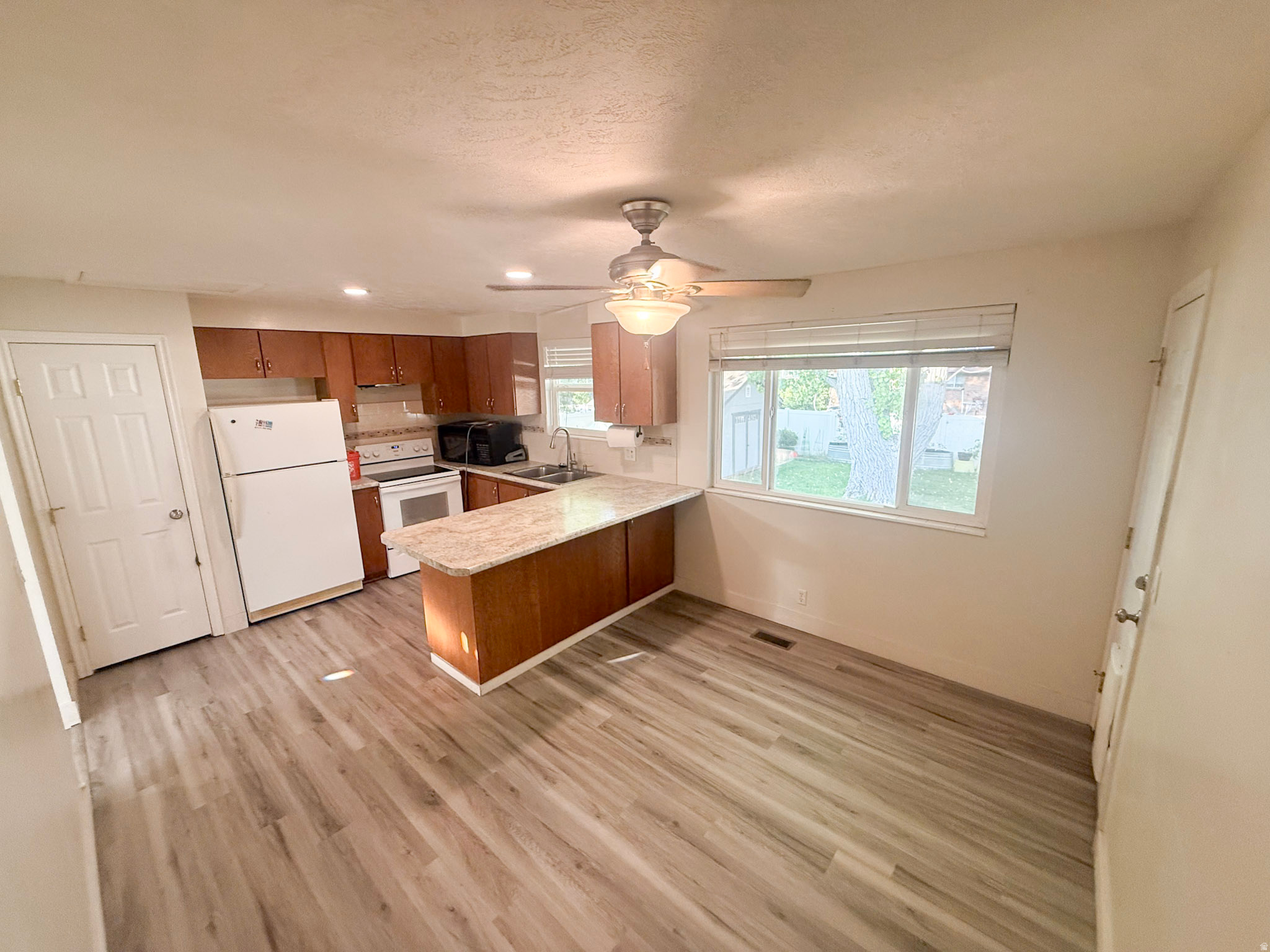 COATS ESTATES #5 - Residential
