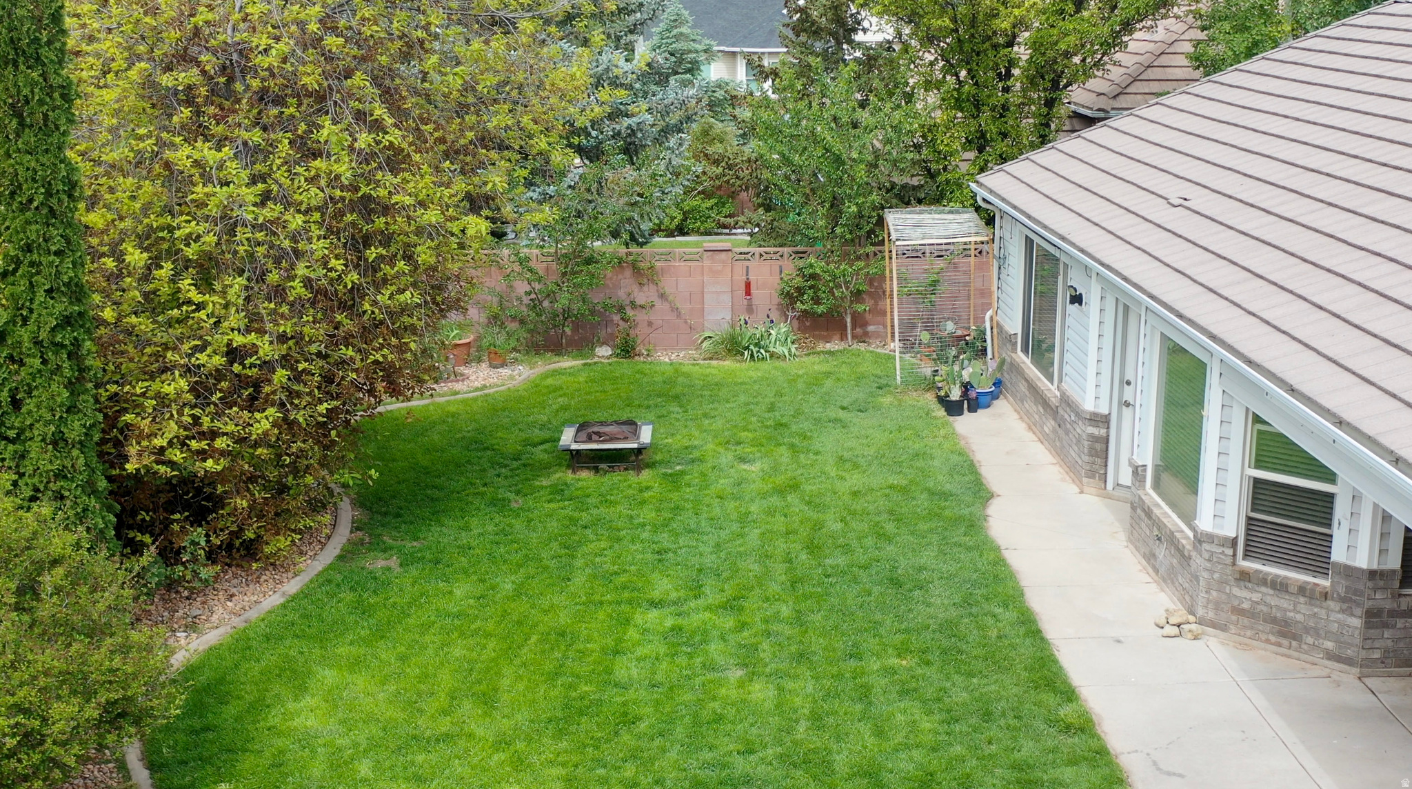 HILLCREST SUBDIVISION - Residential