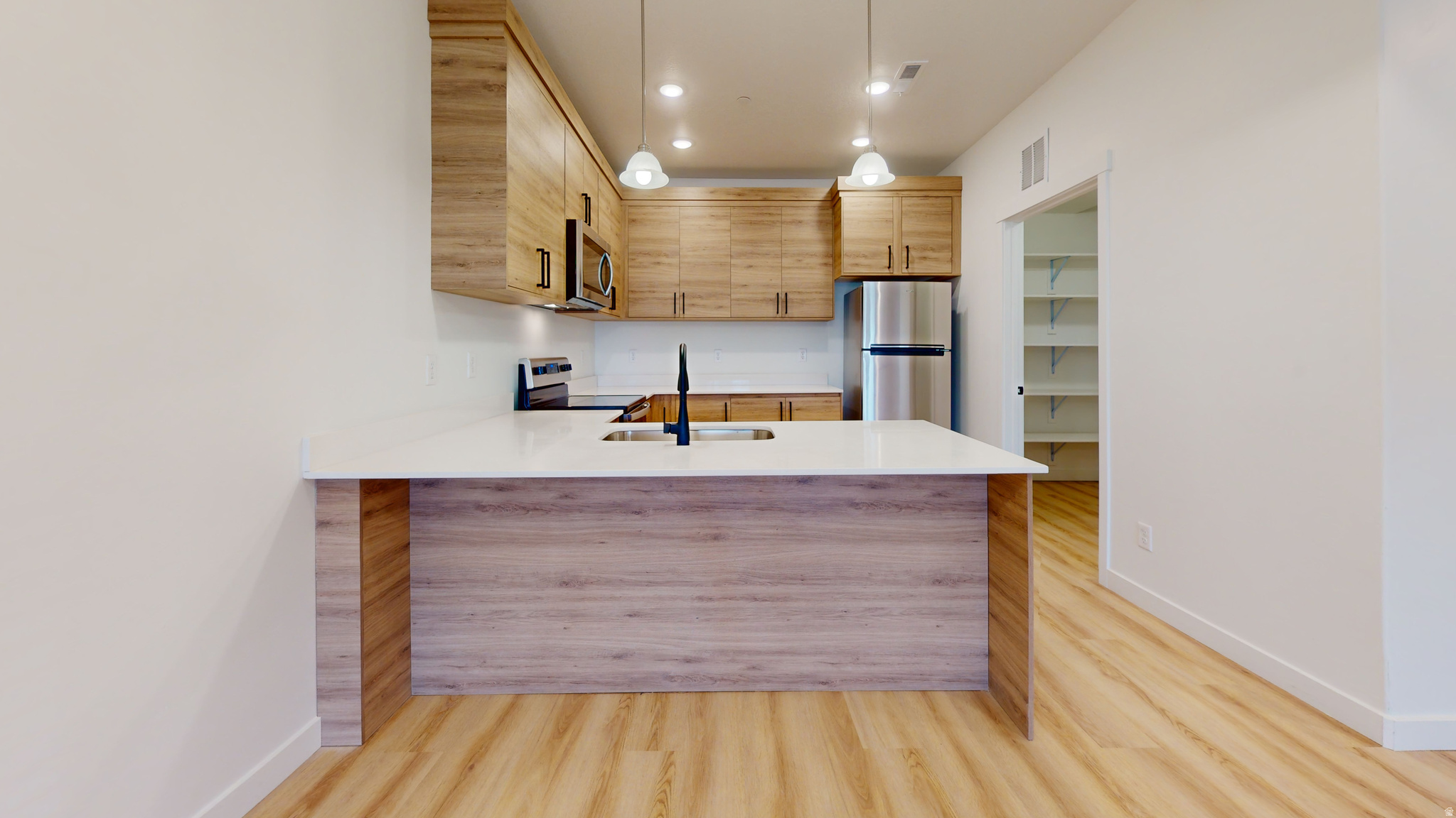 THE YARD - Residential