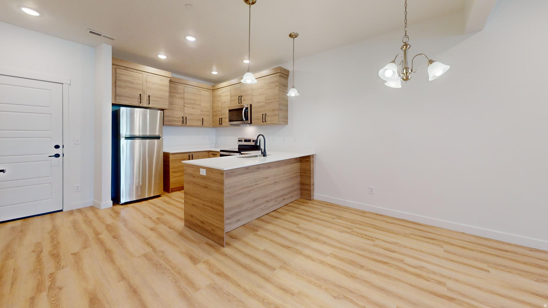 THE YARD - Residential