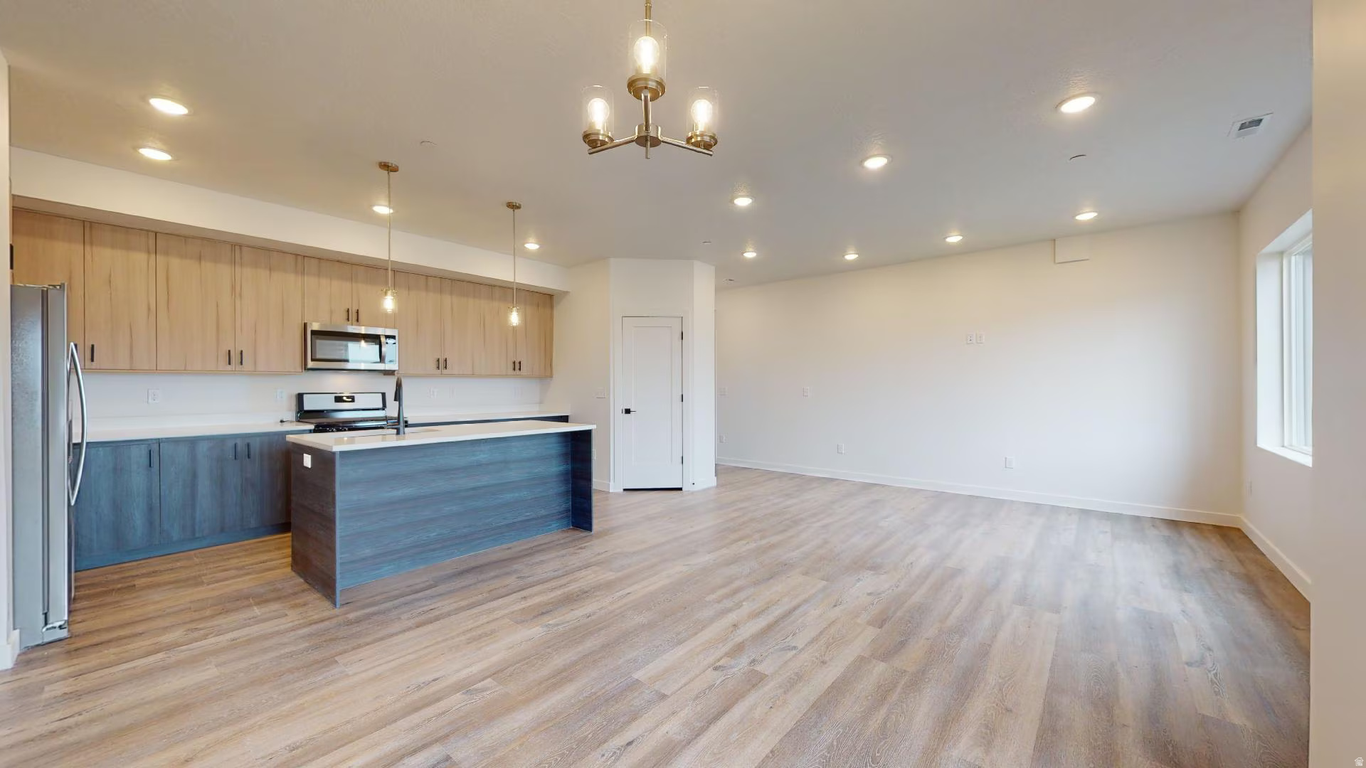SAWMILL CONDOS - Residential