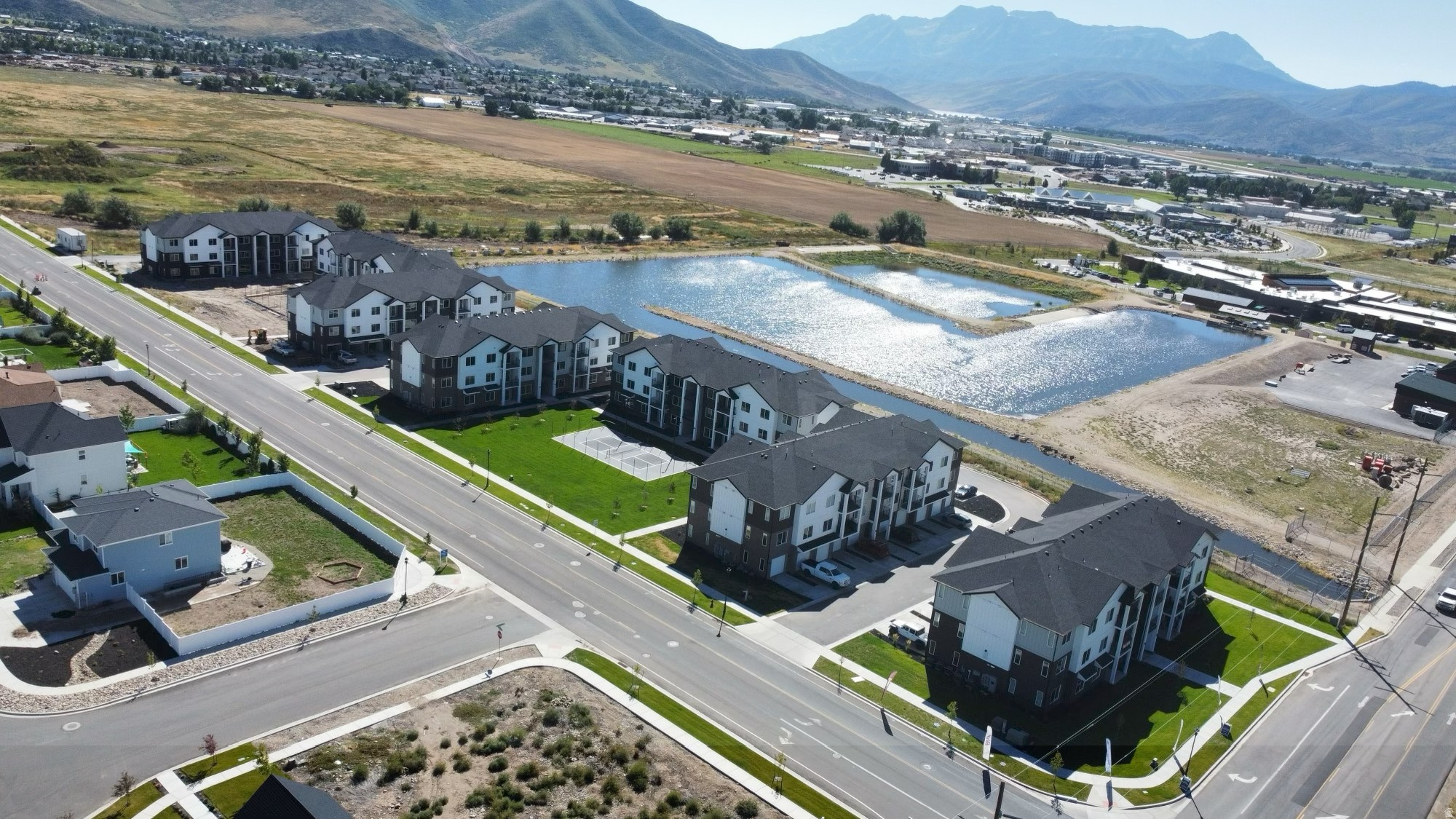 SAWMILL CONDOS - Residential