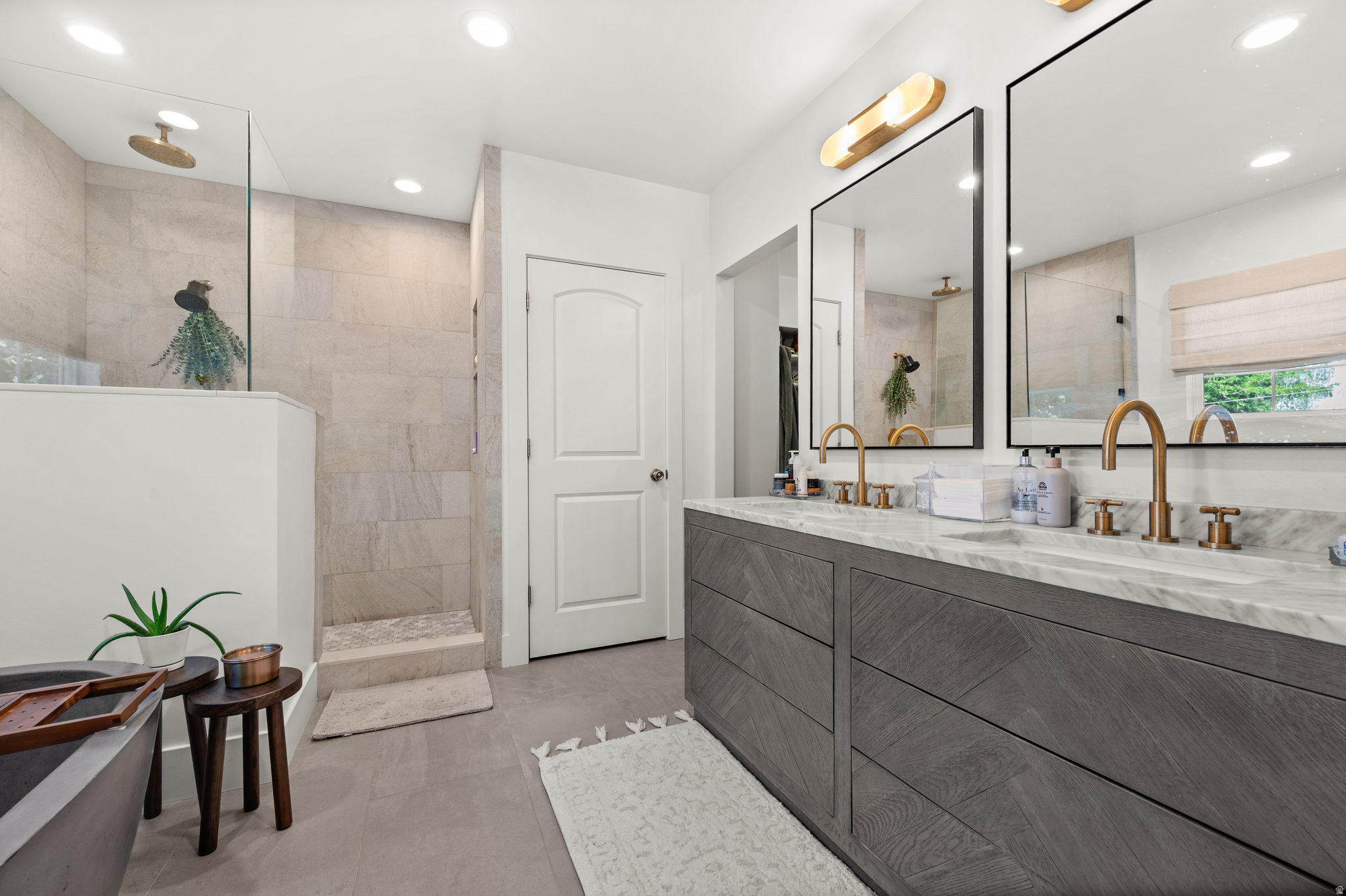 HOLLADAY HIGHLANDS S - Residential