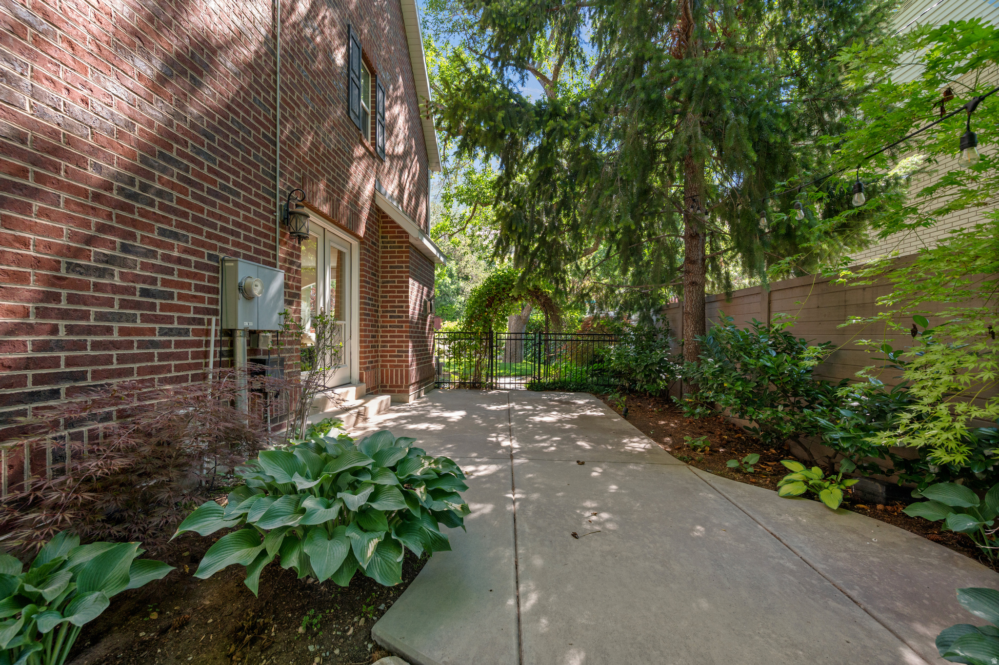 HOLLADAY HIGHLANDS S - Residential