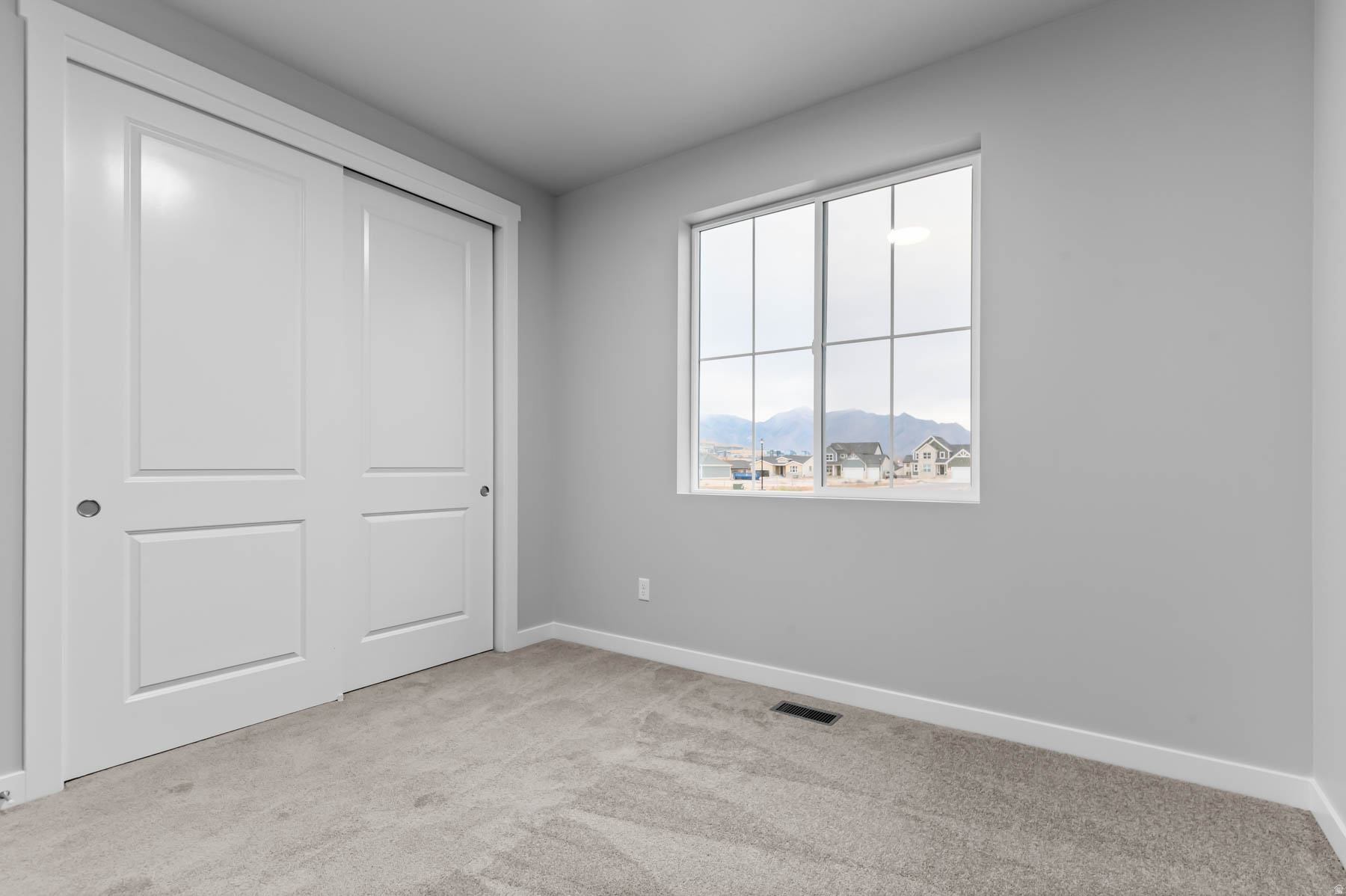 HOLBROOK FARMS 320 - Residential