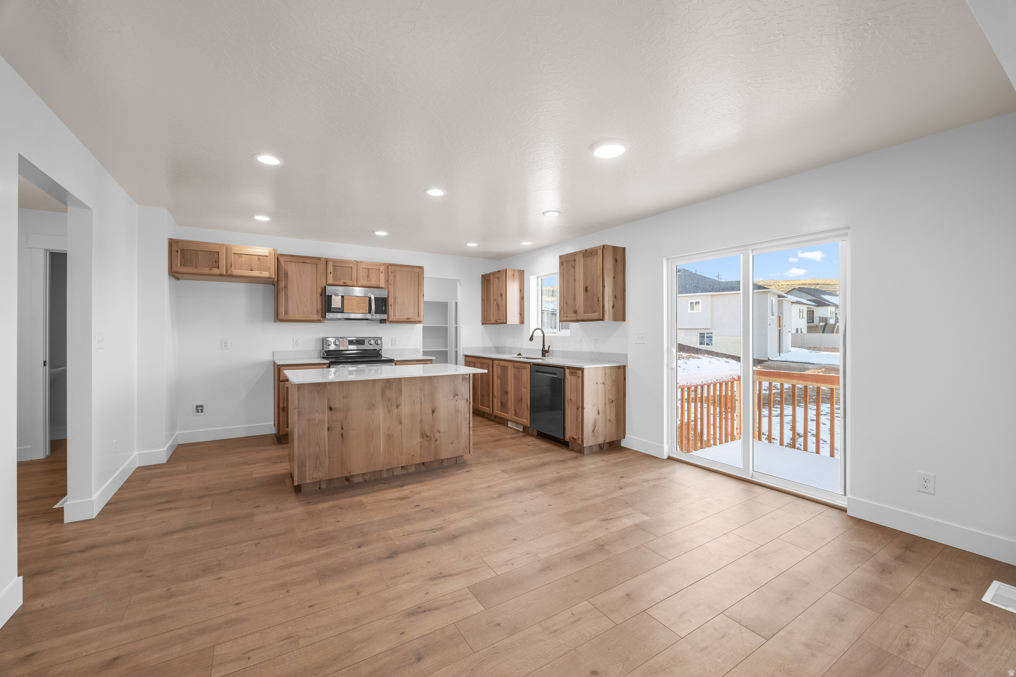 SUMMIT RIDGE THE HILLS - Residential