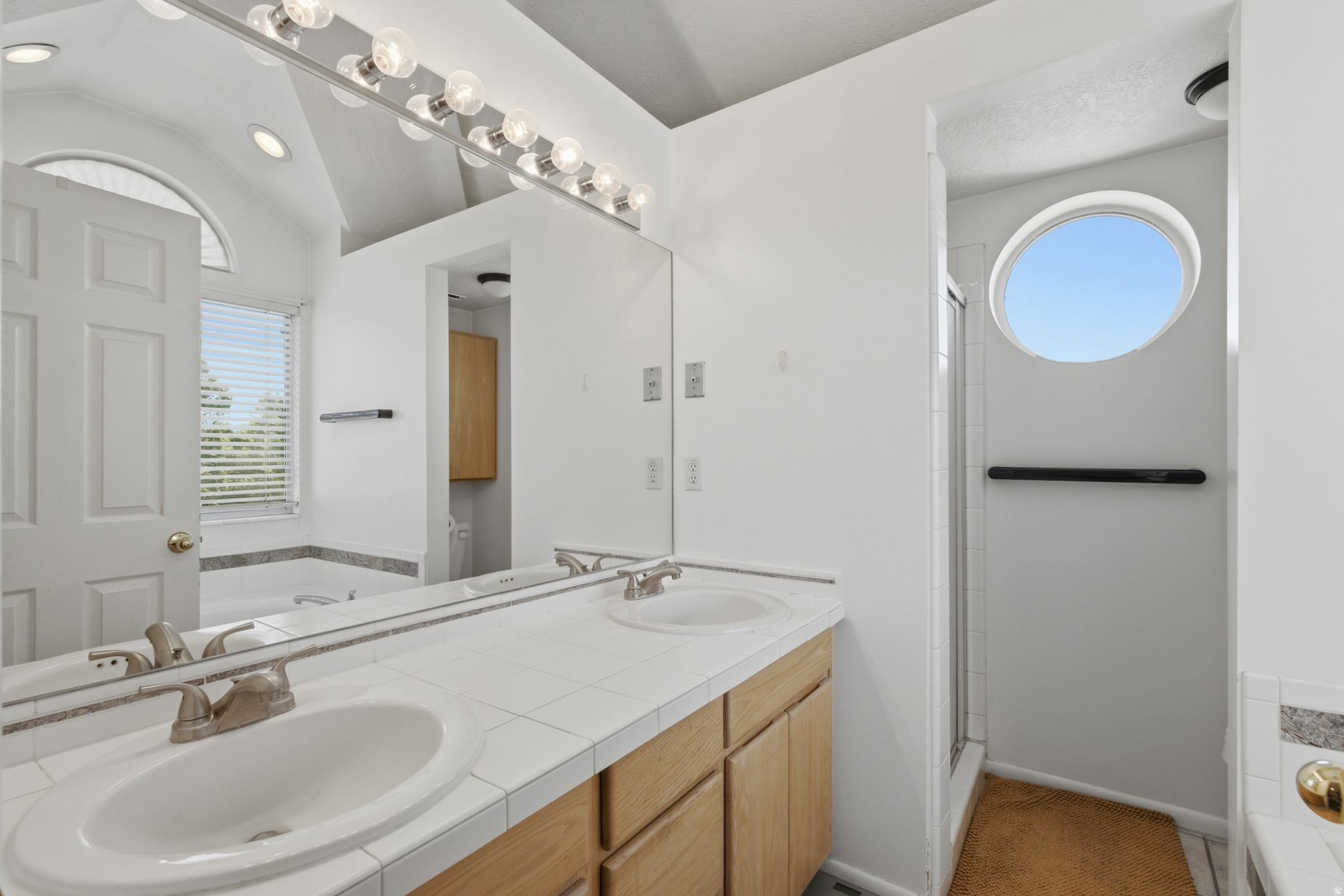 WALDEN RIDGE - Residential