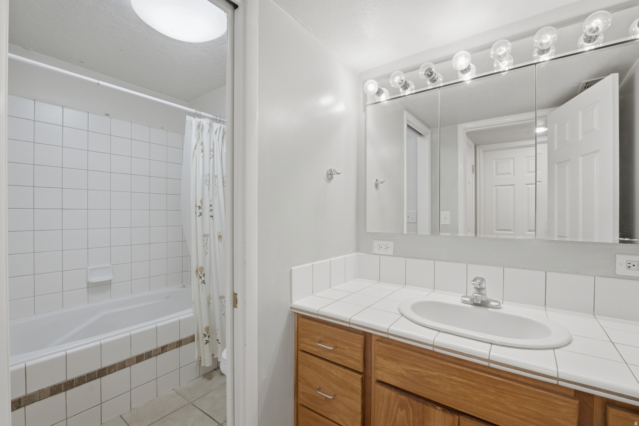 WALDEN RIDGE - Residential