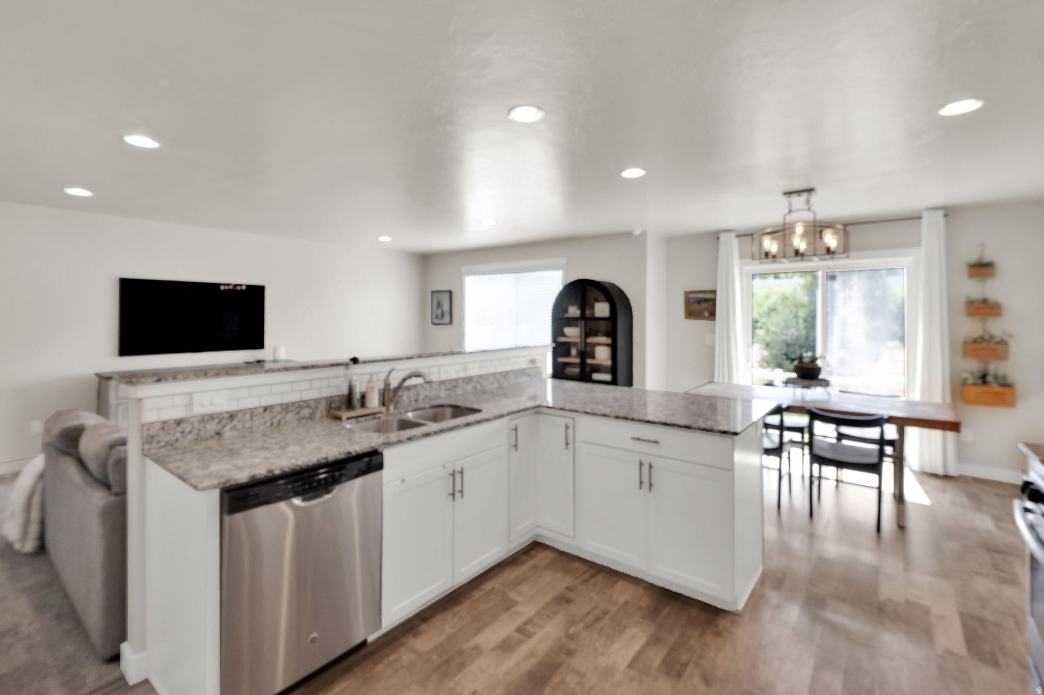 RUSHTON MEADOWS - Residential