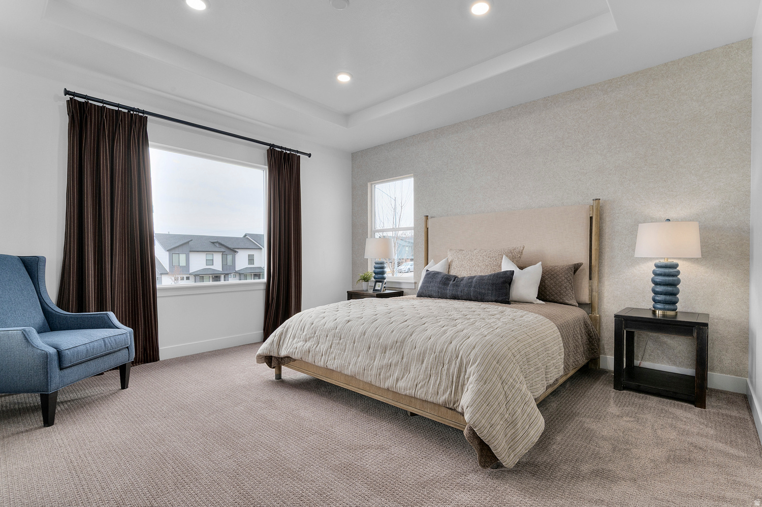 MOUNTAINSIDE ESTATES - Residential