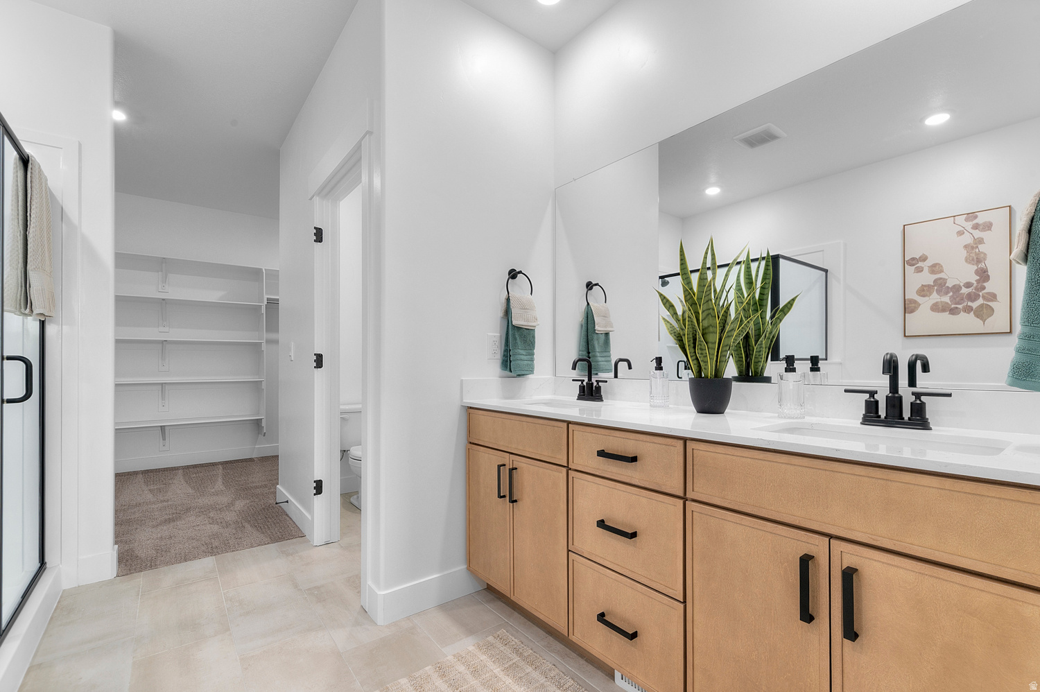 MOUNTAINSIDE ESTATES - Residential