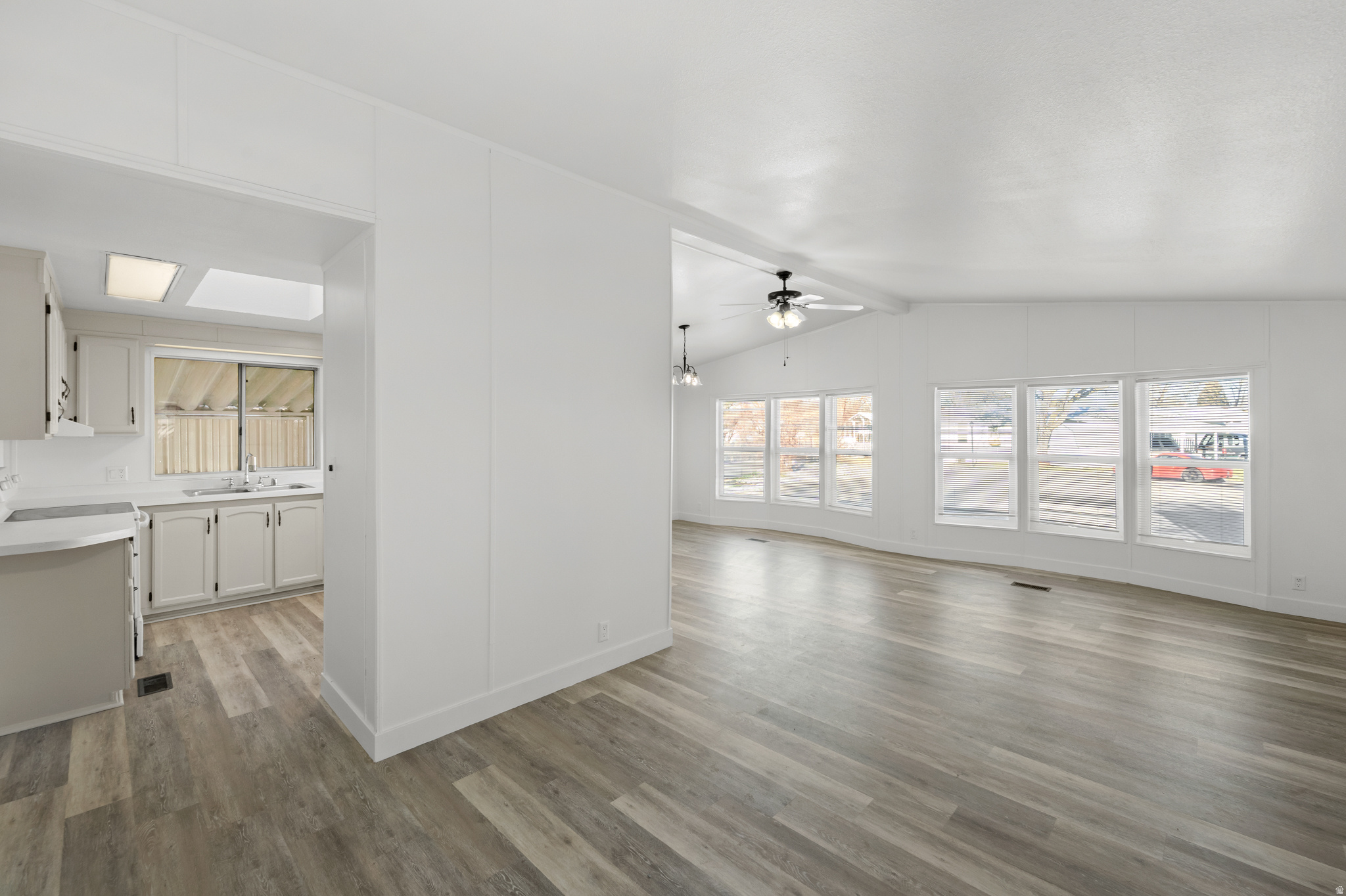 COTTONWOOD COVES MHC - Residential