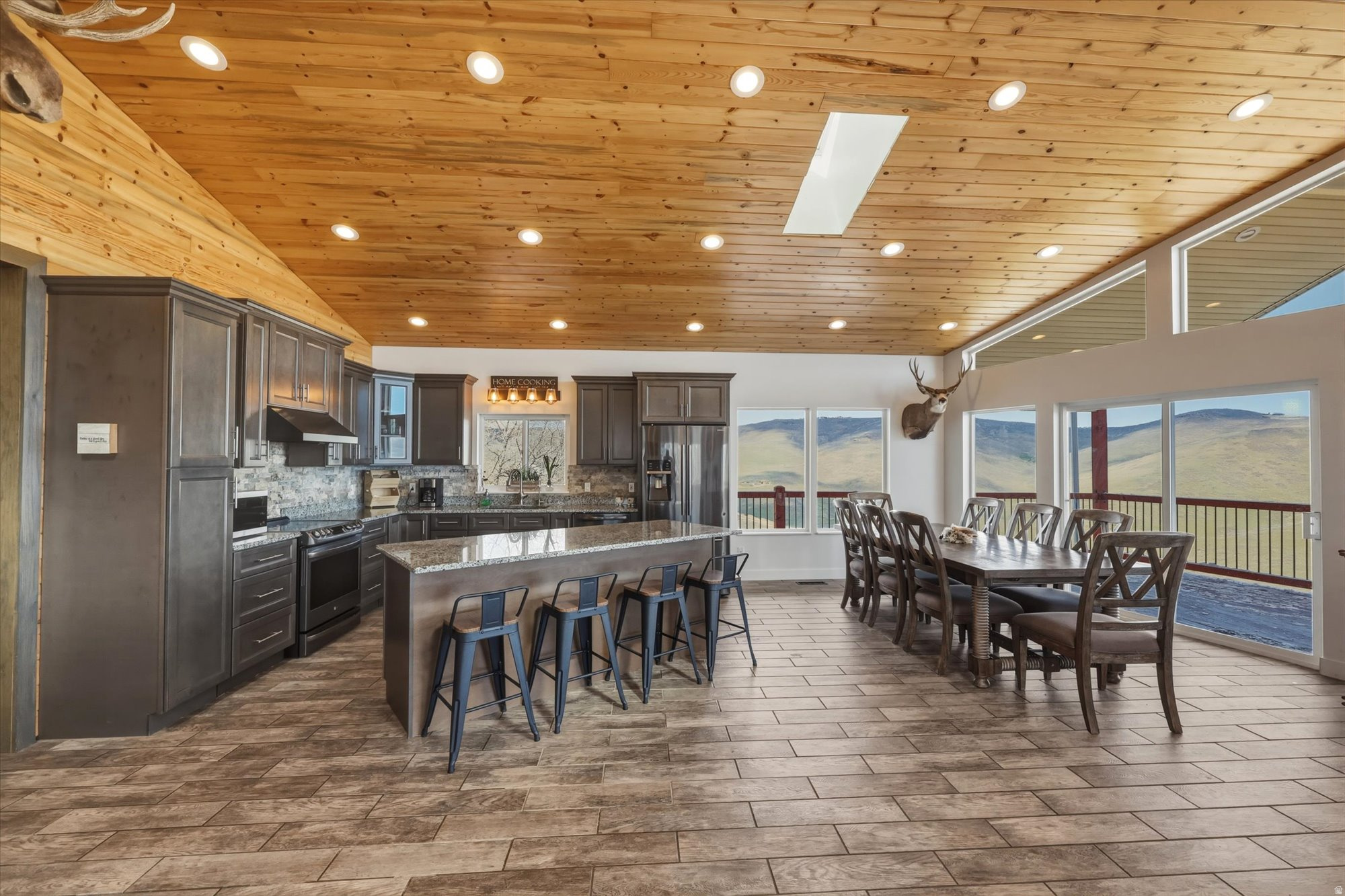 LAKE ROCKPORT ESTATES - Residential