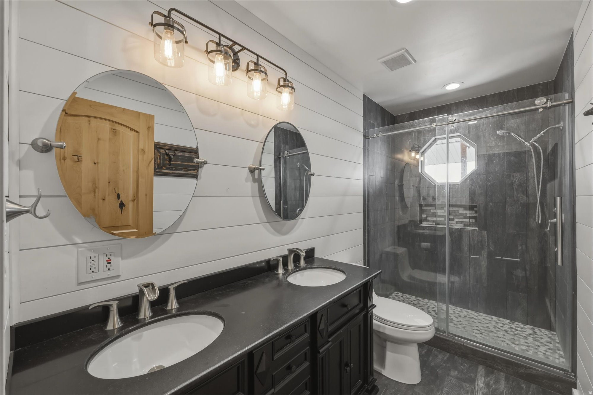 LAKE ROCKPORT ESTATES - Residential