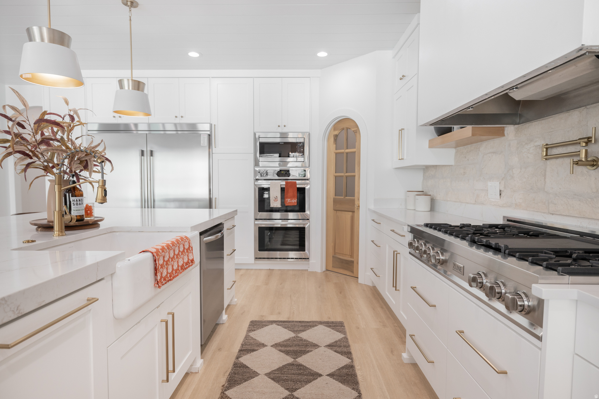 DEER CREST - Residential