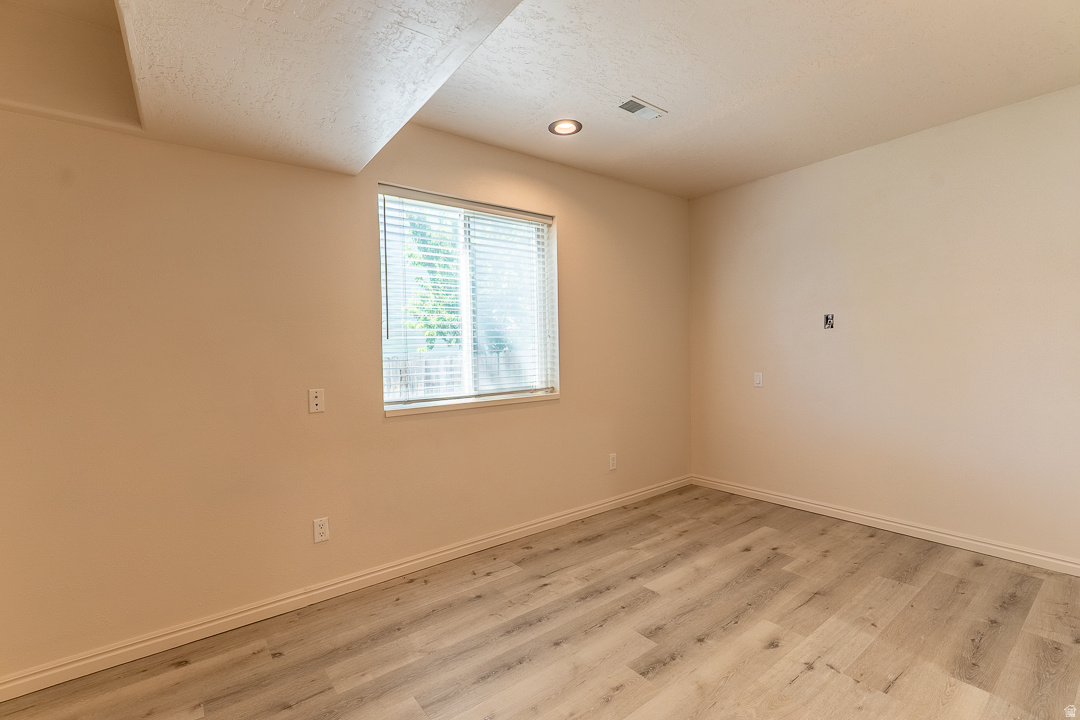 STONEGATE - Residential